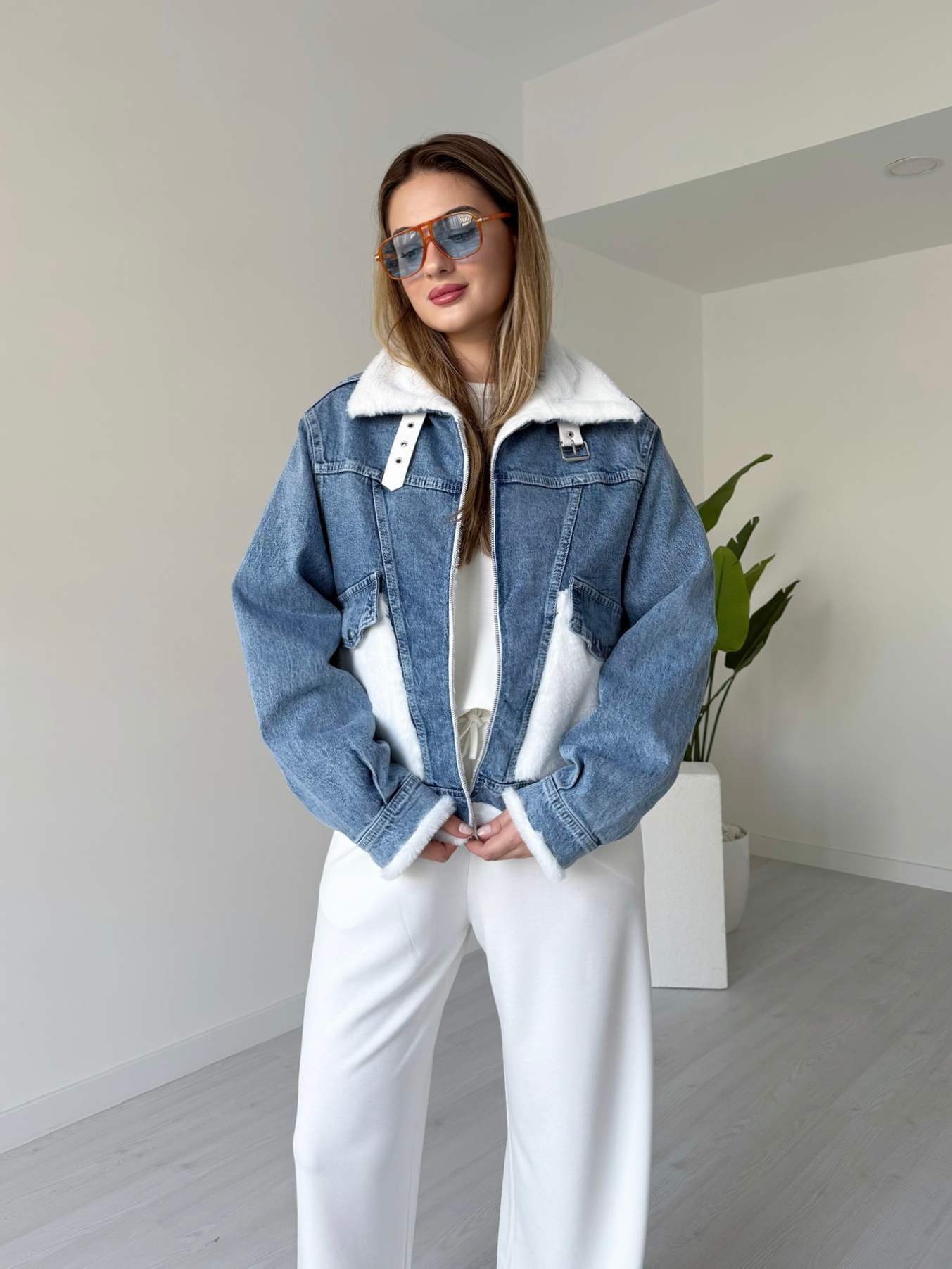 Peluş Detaylı Denim Ceket