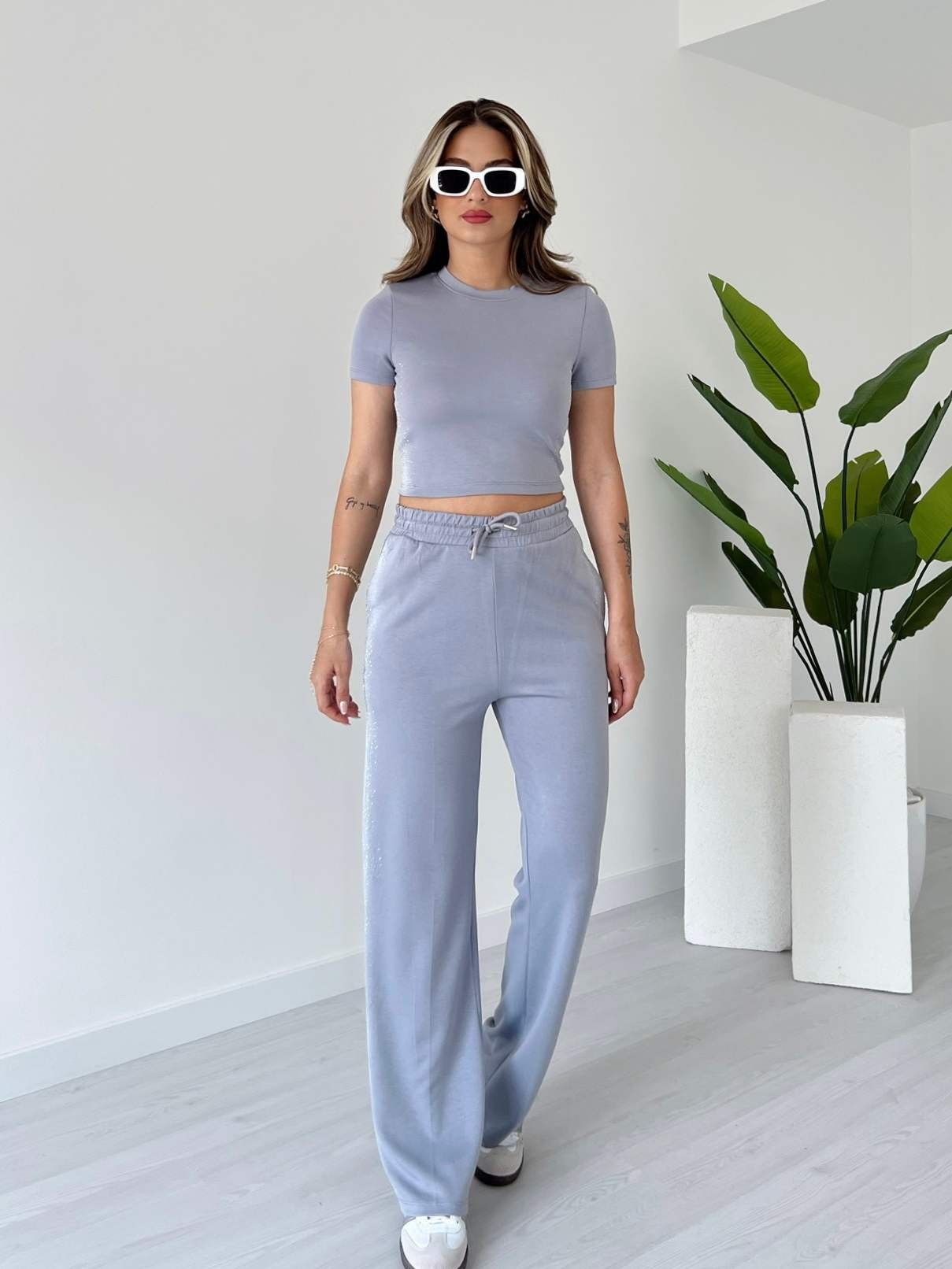 Modal Kumaş Taş Süslemeli Crop Takım - Gri