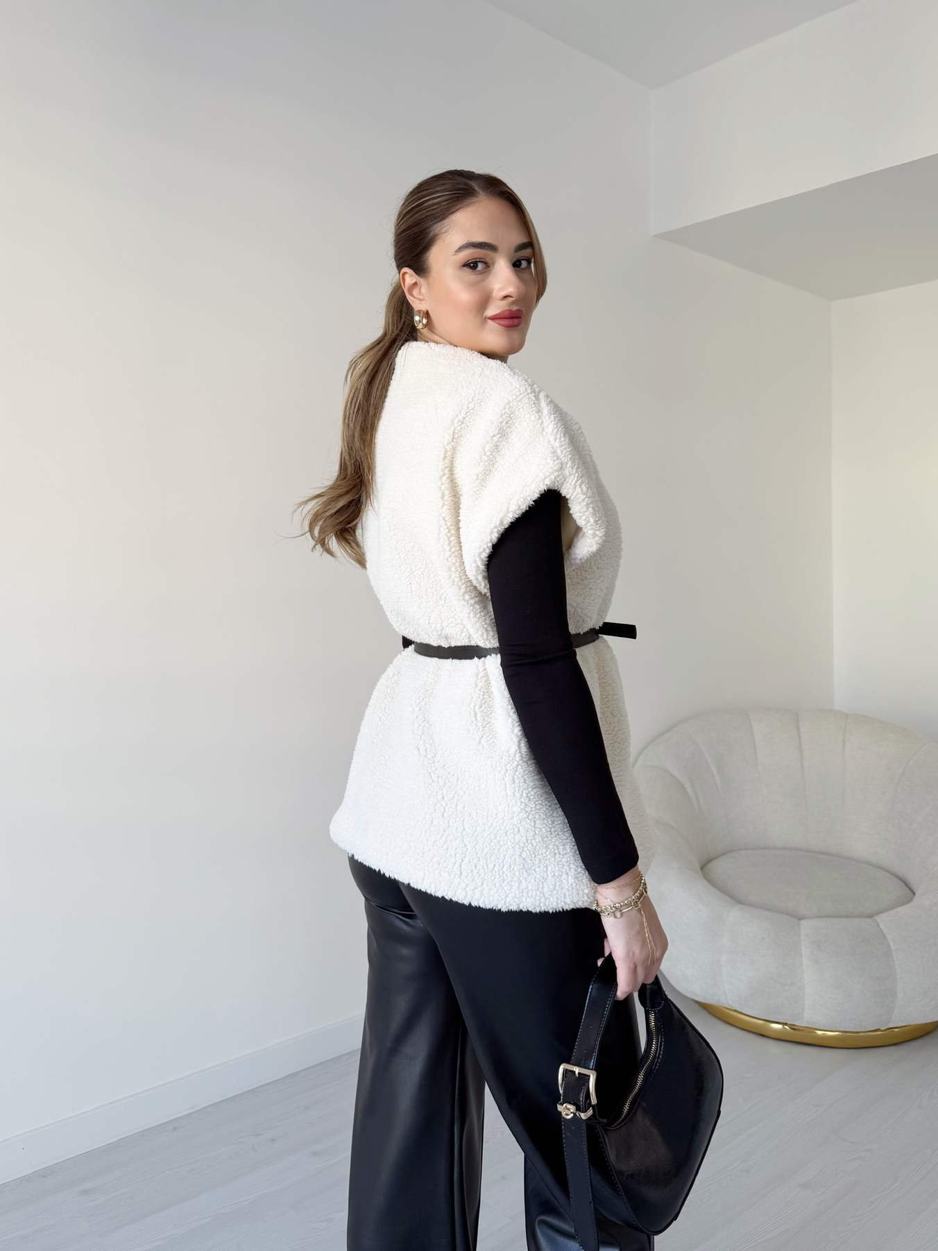 Kemerli Peluş Yelek