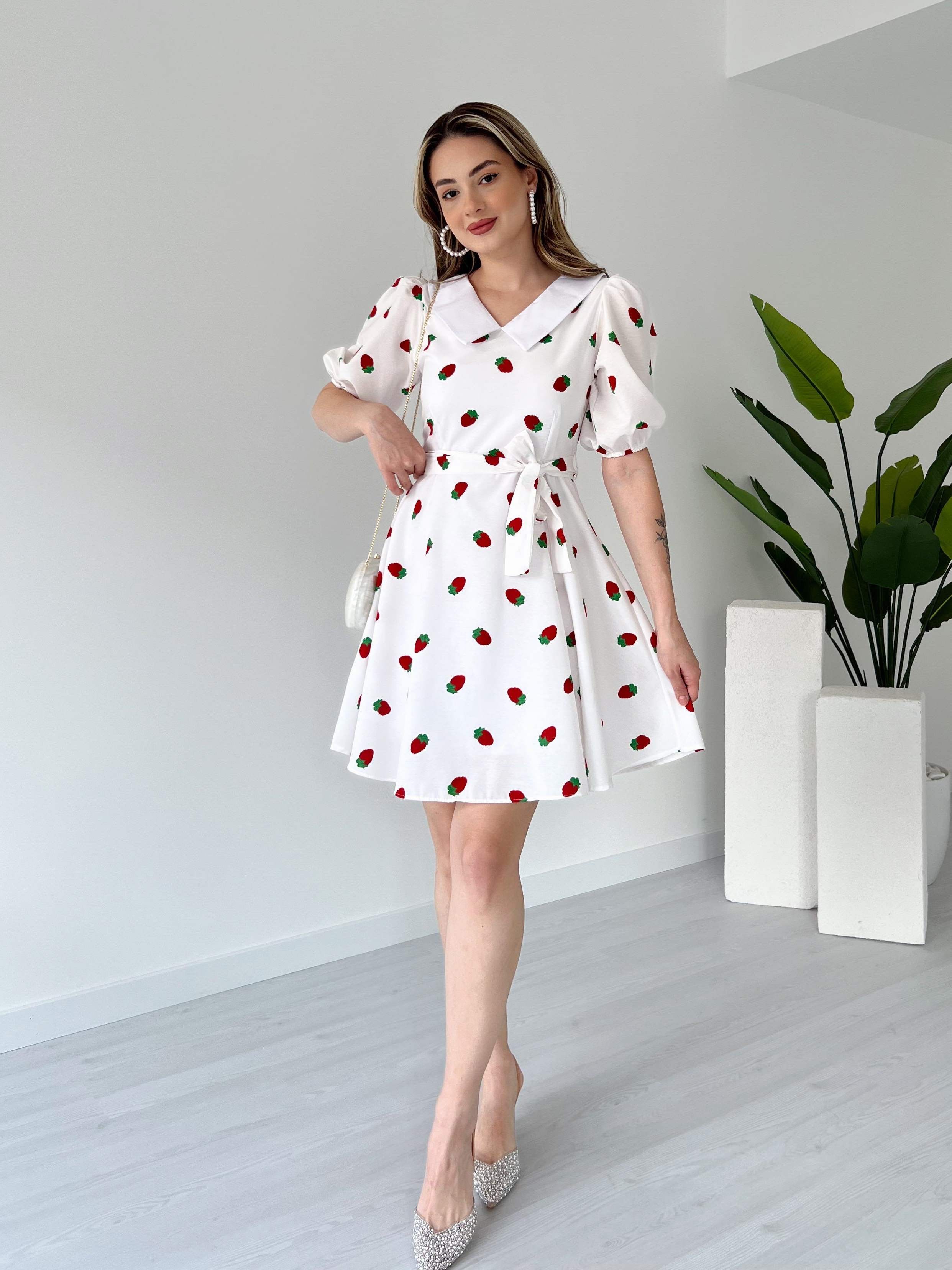 Bebe Yaka Desenli Poplin Elbise - Çilek Desenli