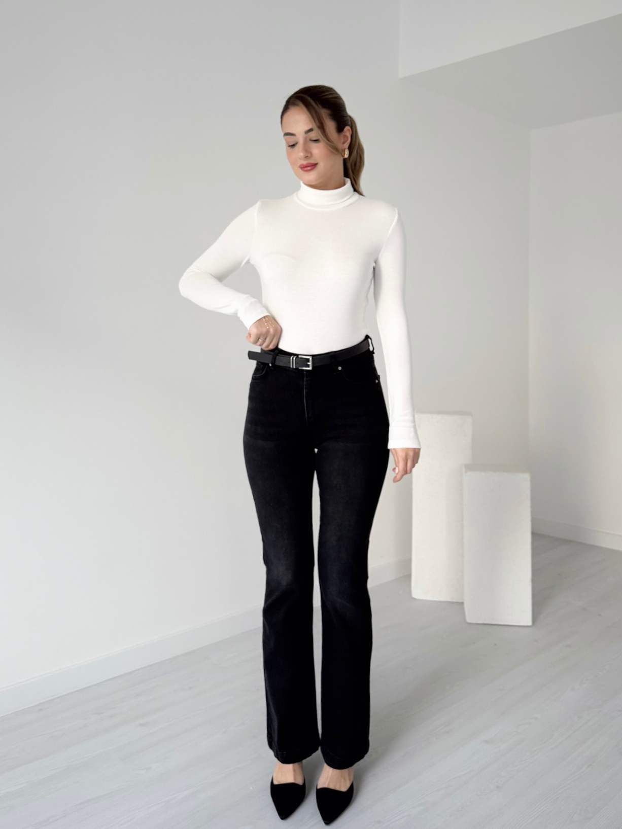 Siyah Likralı Flare Jean - Siyah