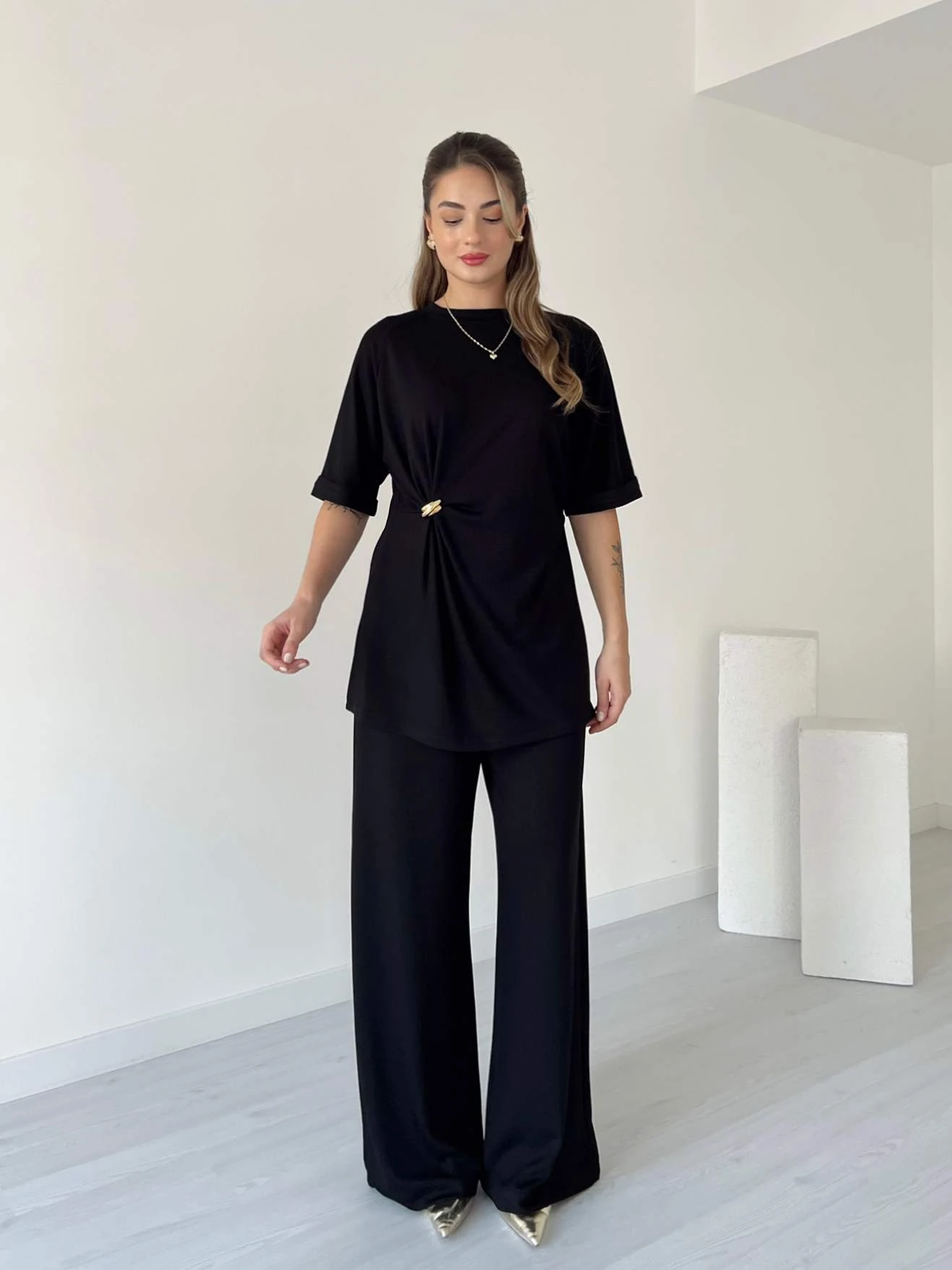 Broş Detaylı Modal Kumaş İkili Takım