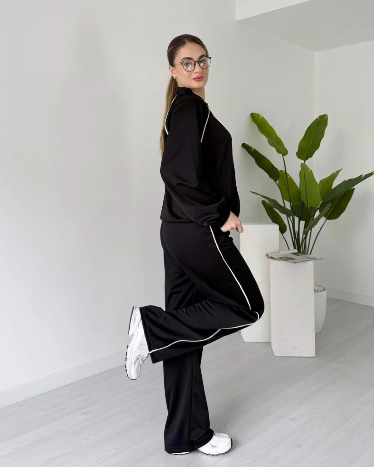 Şerit Detaylı Eşofman Takımı