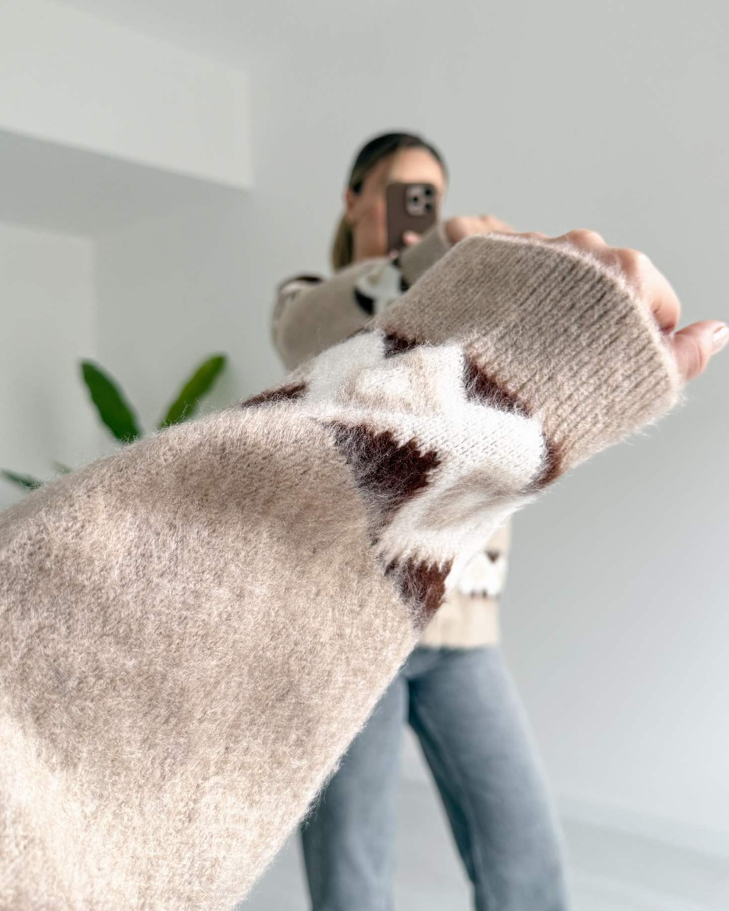 Etnik Desenli Yumoş Hırka