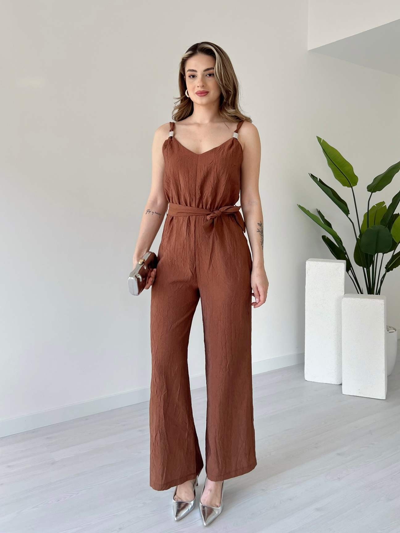 Kırışık Kumaş Askılı Tulum - Taba