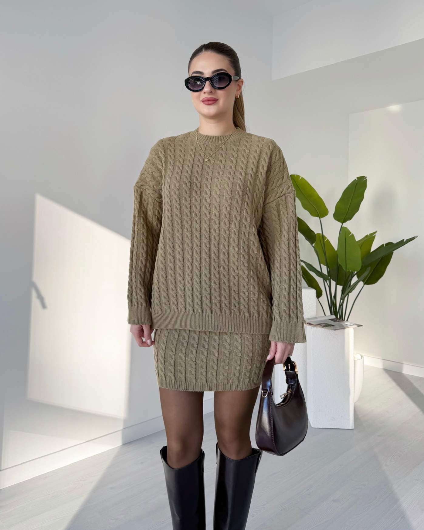 Saç Örgü Etekli Triko Takım - Yağ Yeşili