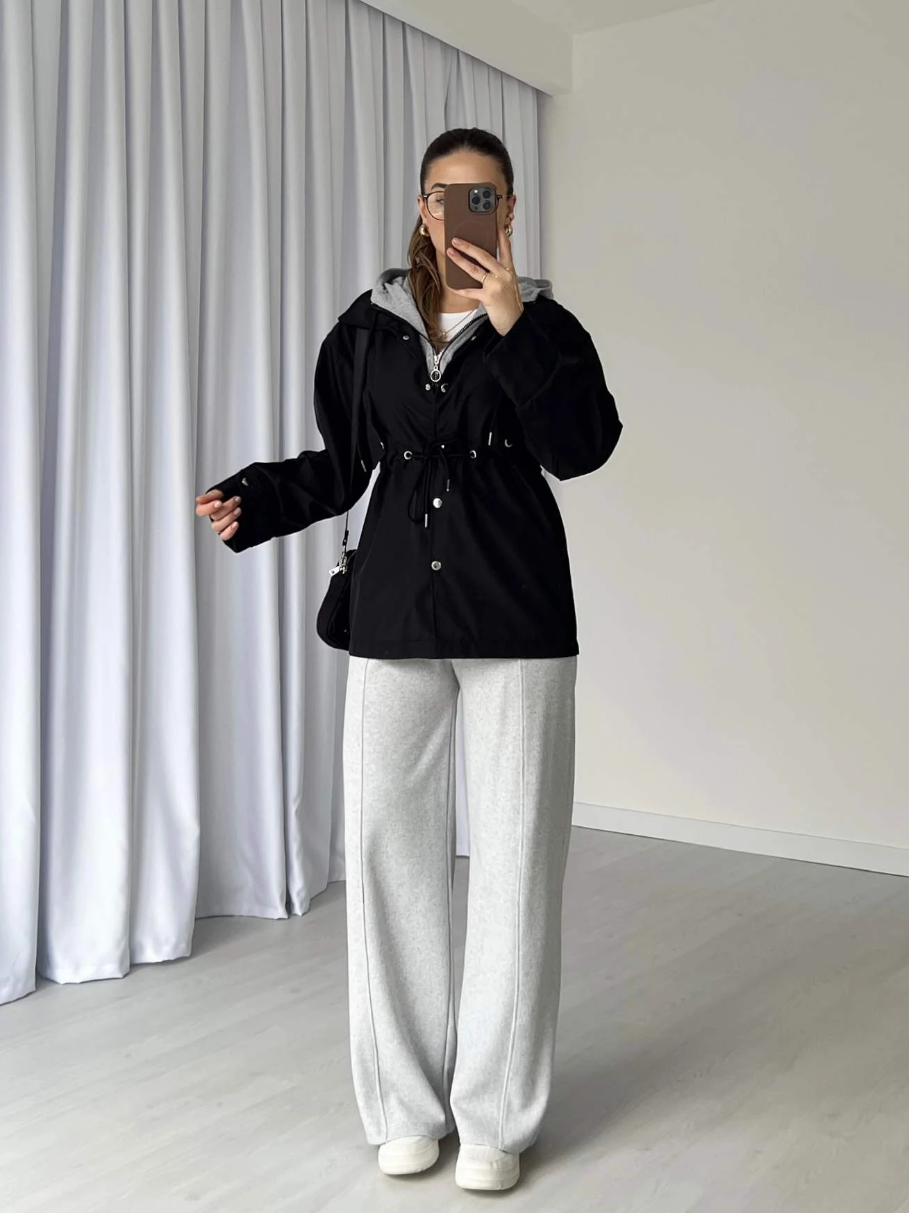 Kapüşon Detaylı Yağmurluk