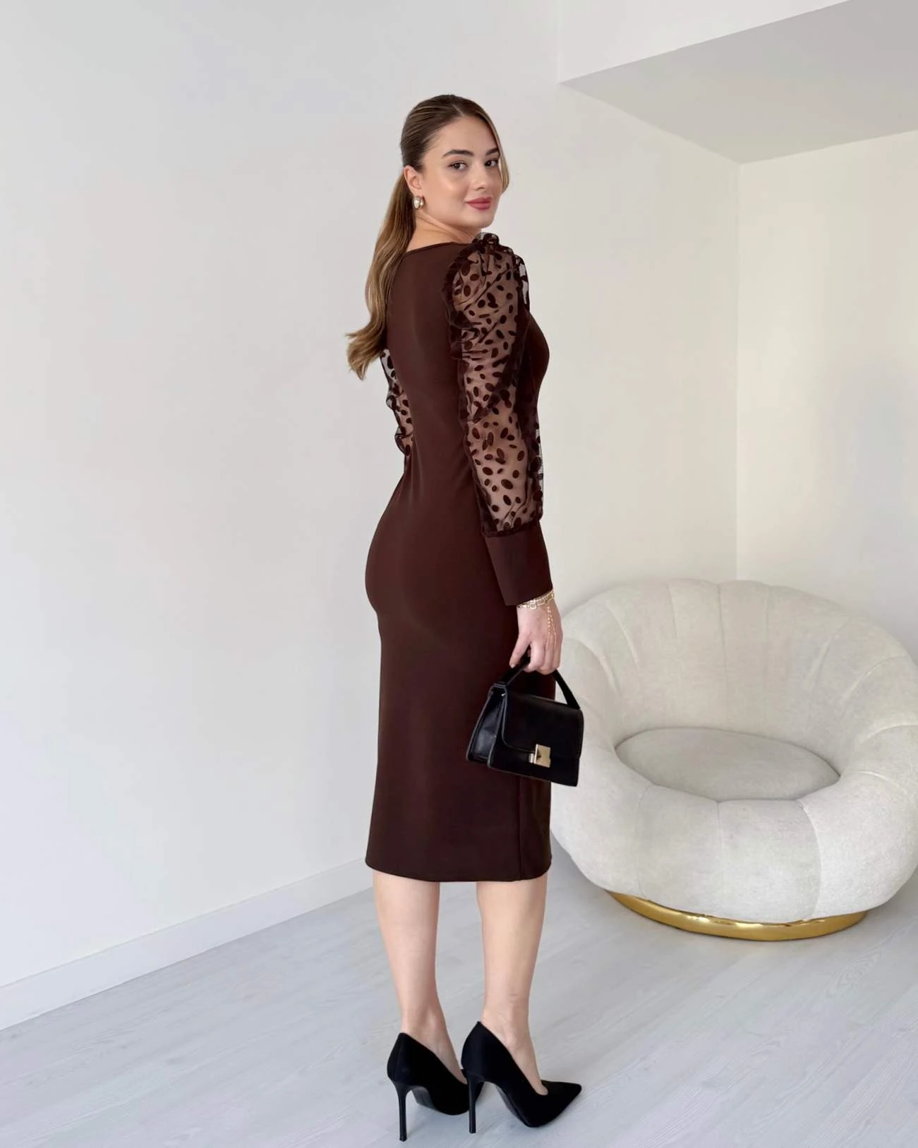 Kalp Yaka Kolu Tül Kalem Elbise