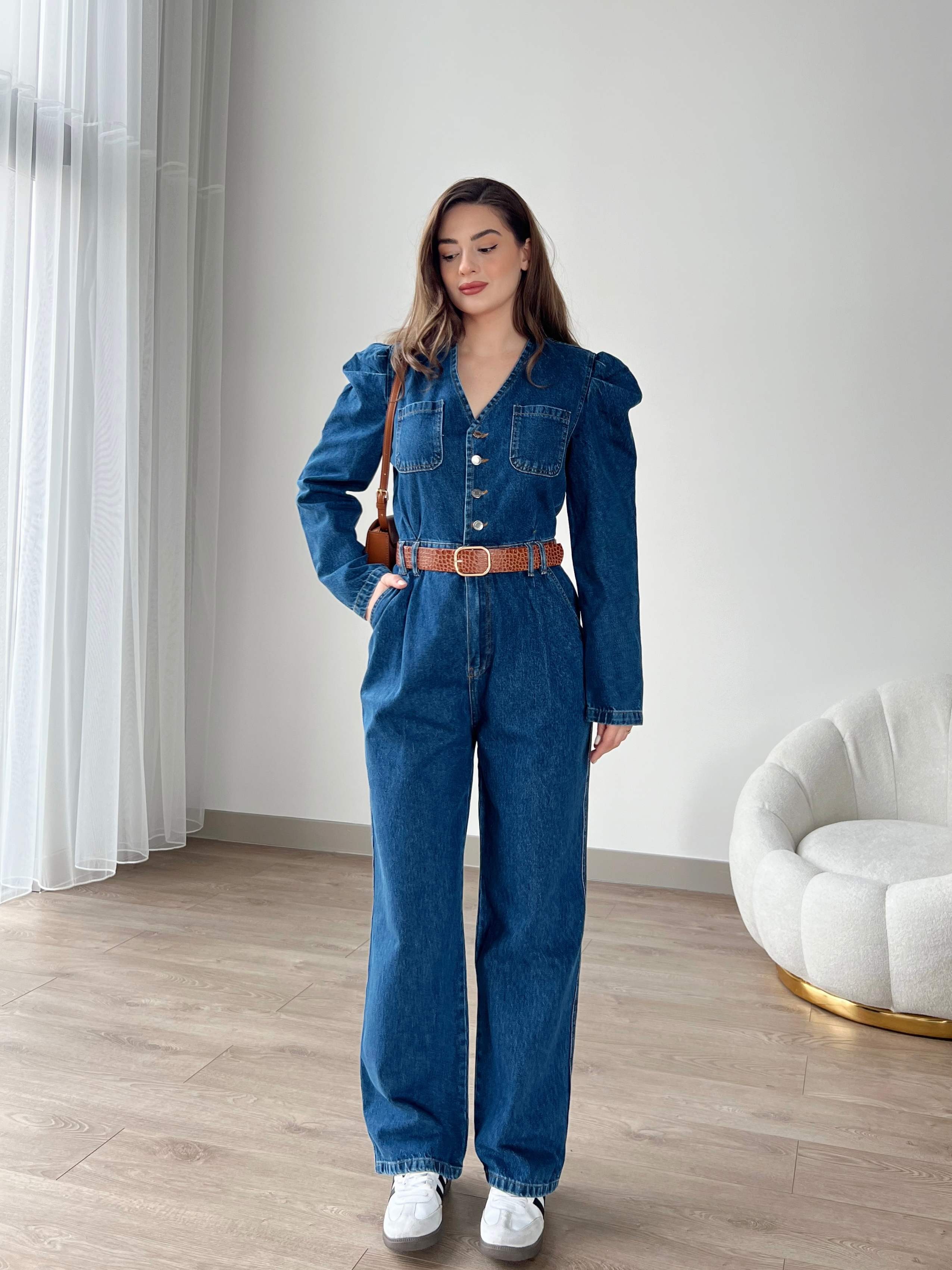 Omuz Detaylı Kemerli Denim Tulum