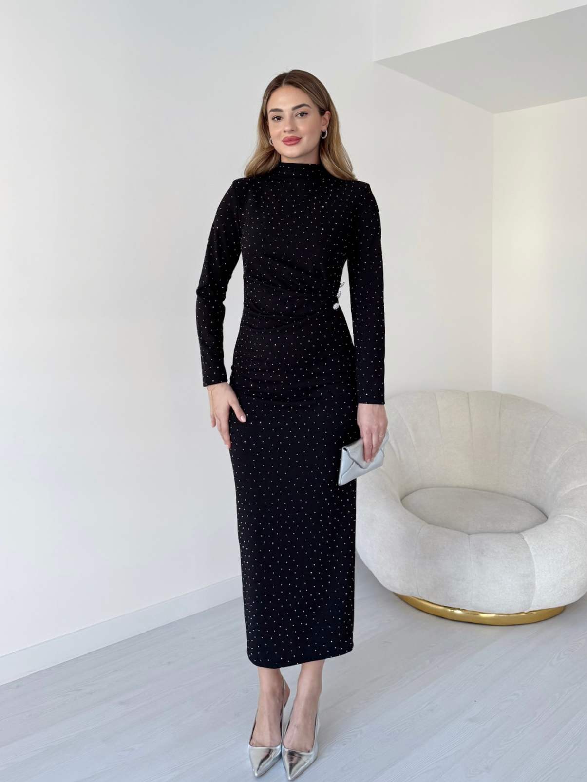 Düğme Detaylı Taş Süslemeli Elbise