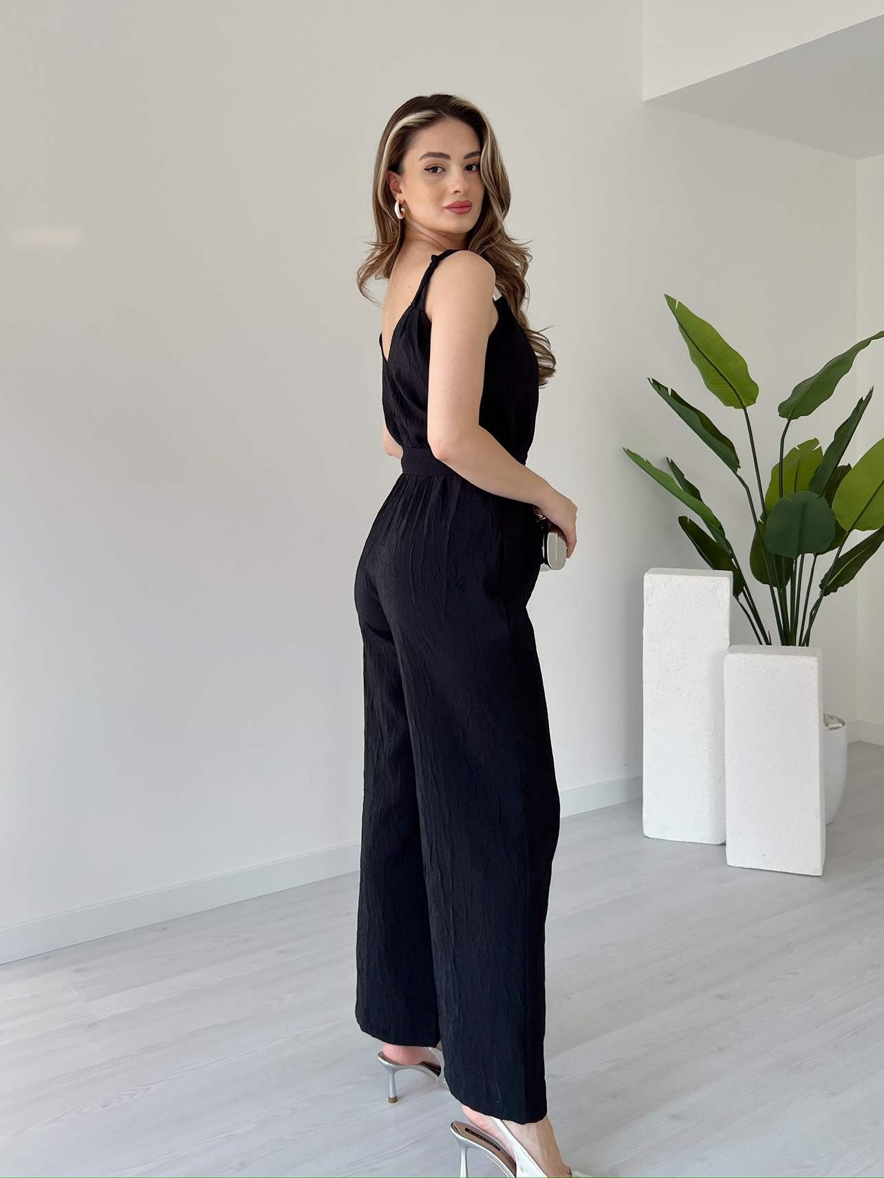 Kırışık Kumaş Askılı Tulum