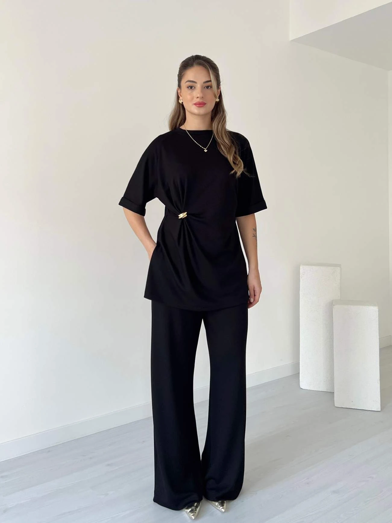 Broş Detaylı Modal Kumaş İkili Takım