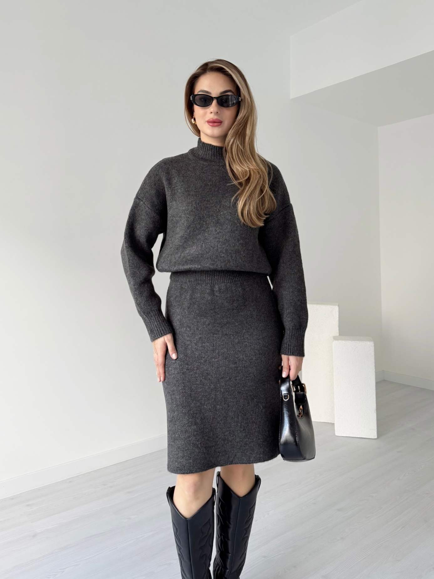 Midi Etekli Yarım Balıkçı Triko Takım