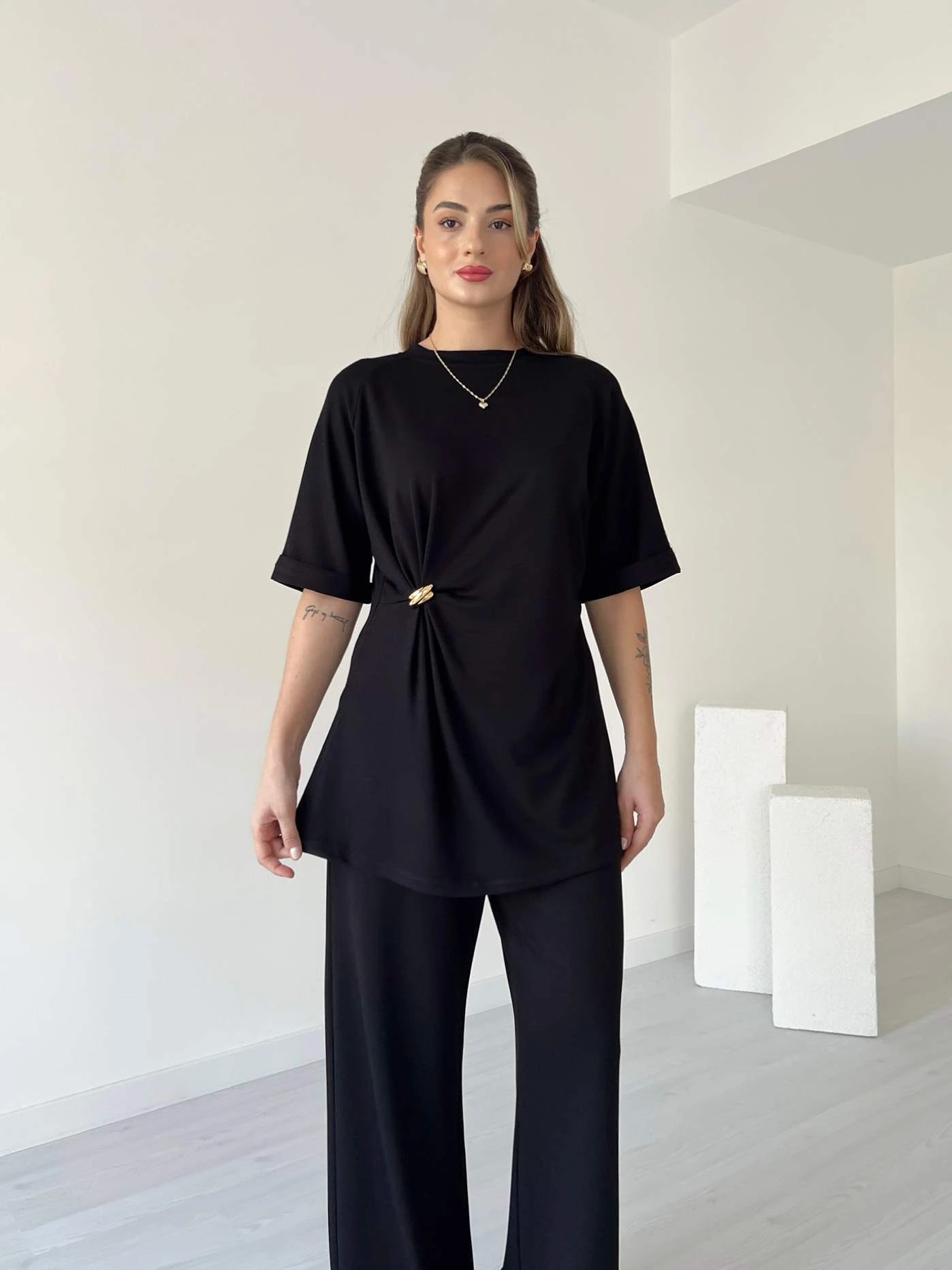 Broş Detaylı Modal Kumaş İkili Takım