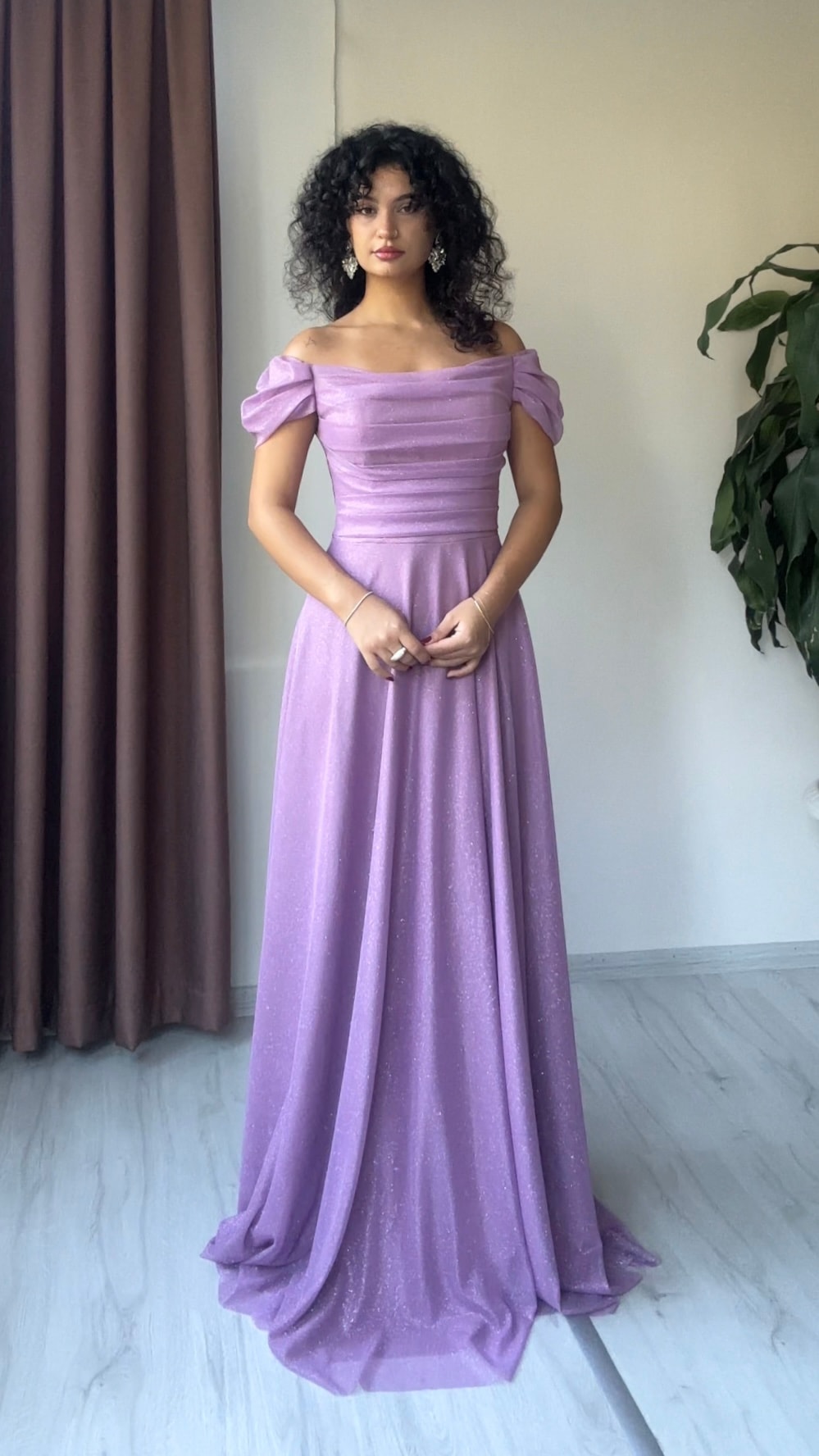 Velina Madonna Yaka Abiye - Lila