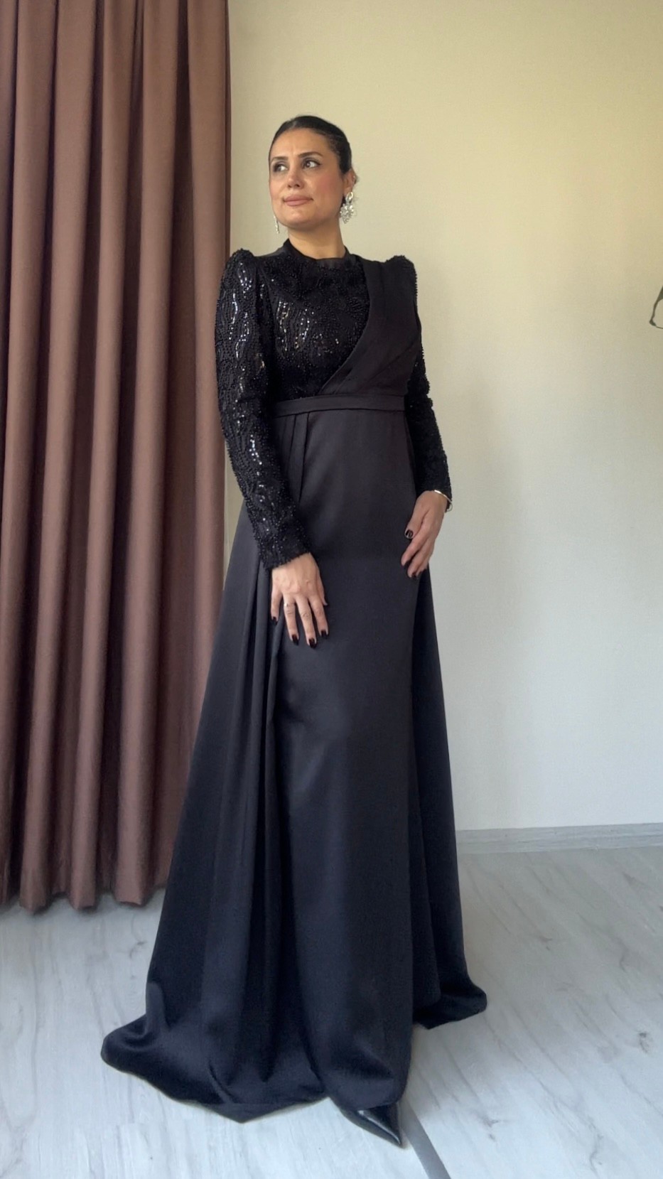 Siva Taşlı Saten Abiye - Siyah