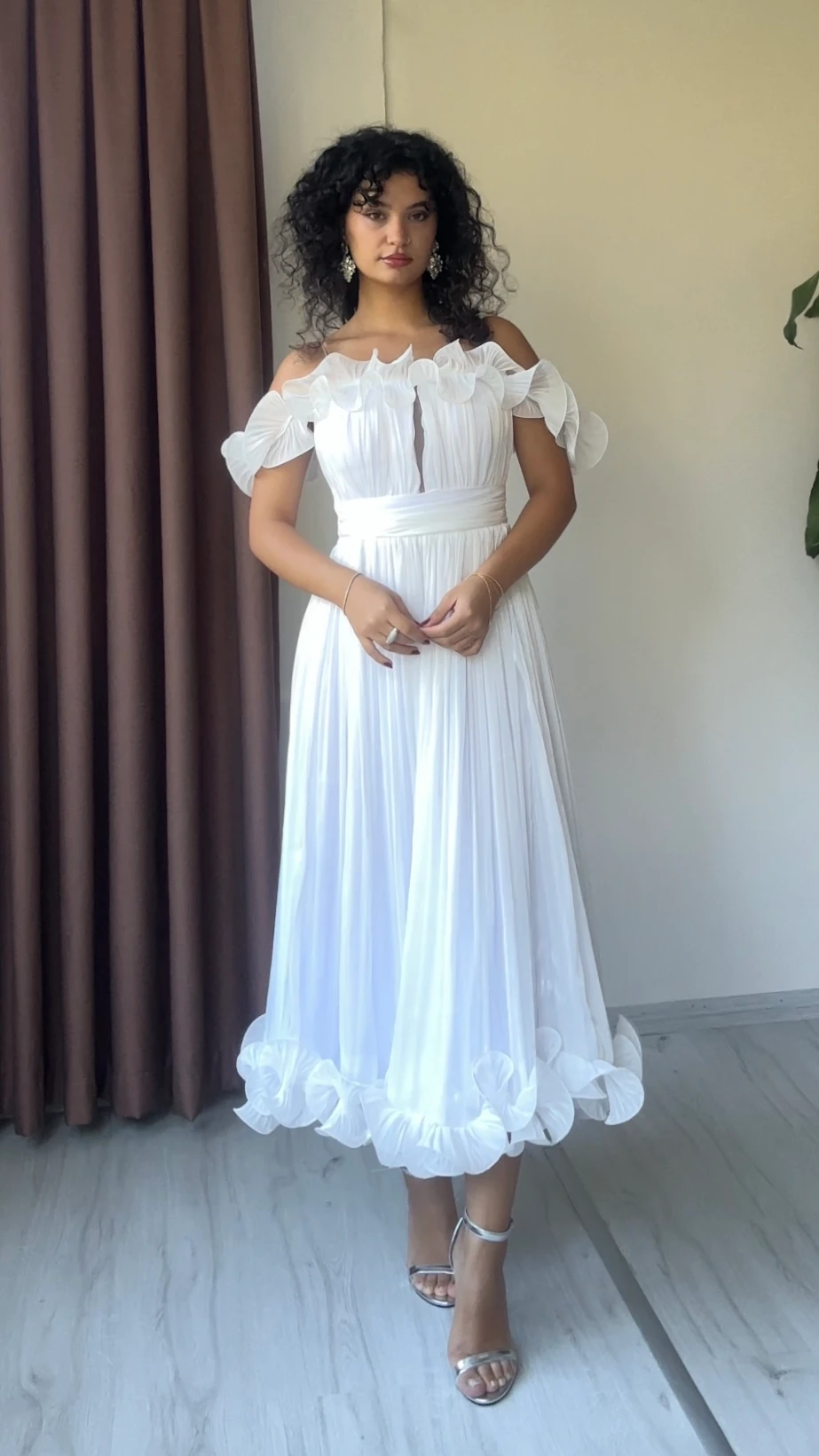 Yeşim Midi Abiye - Beyaz