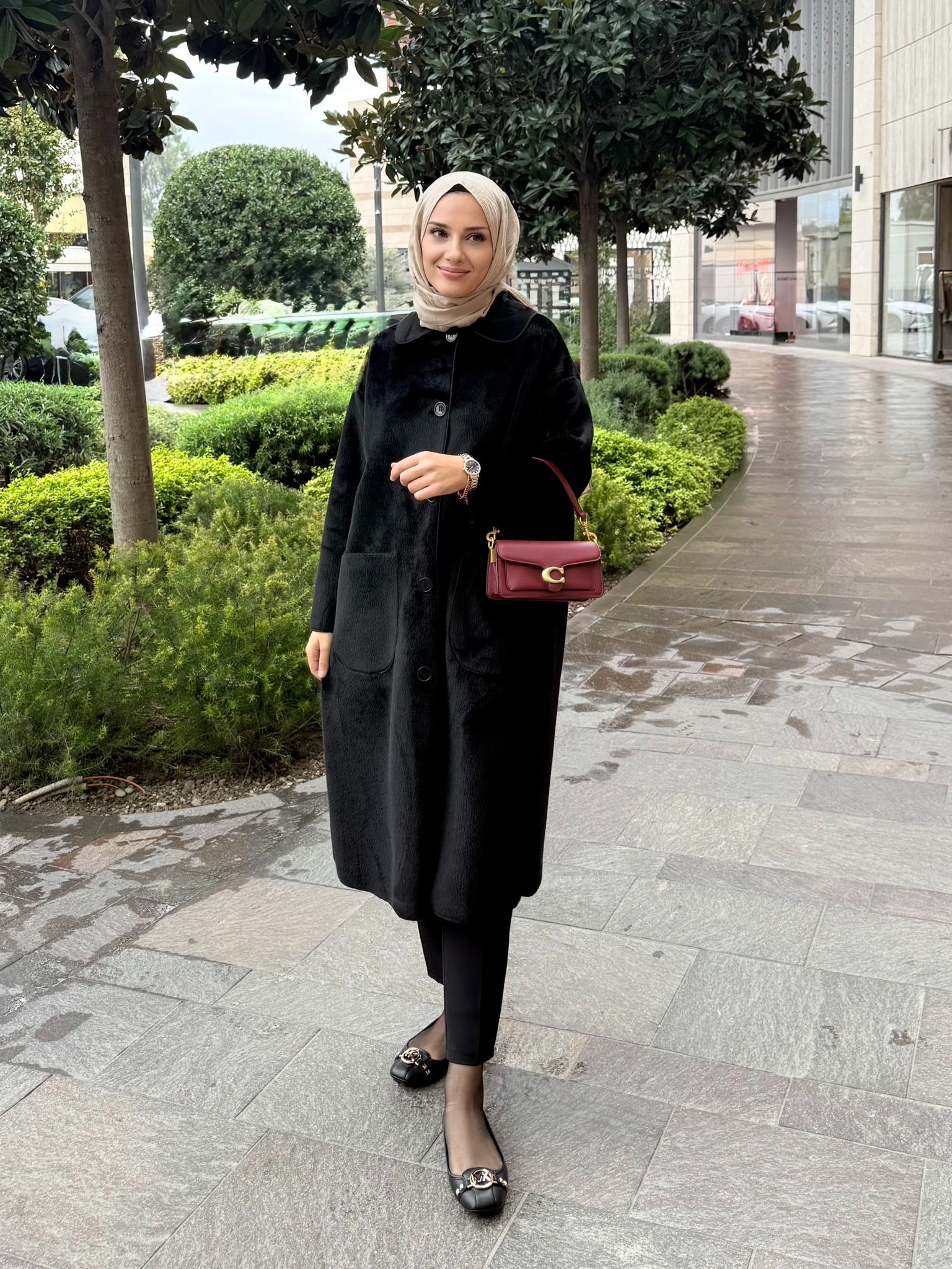 Hellie Kaban - Siyah