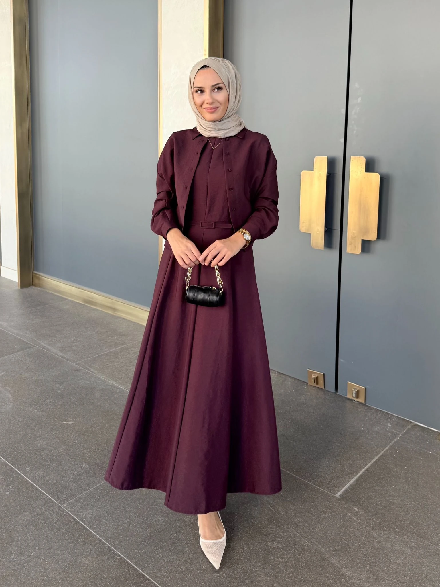 Merlin Elbise - Burgonya