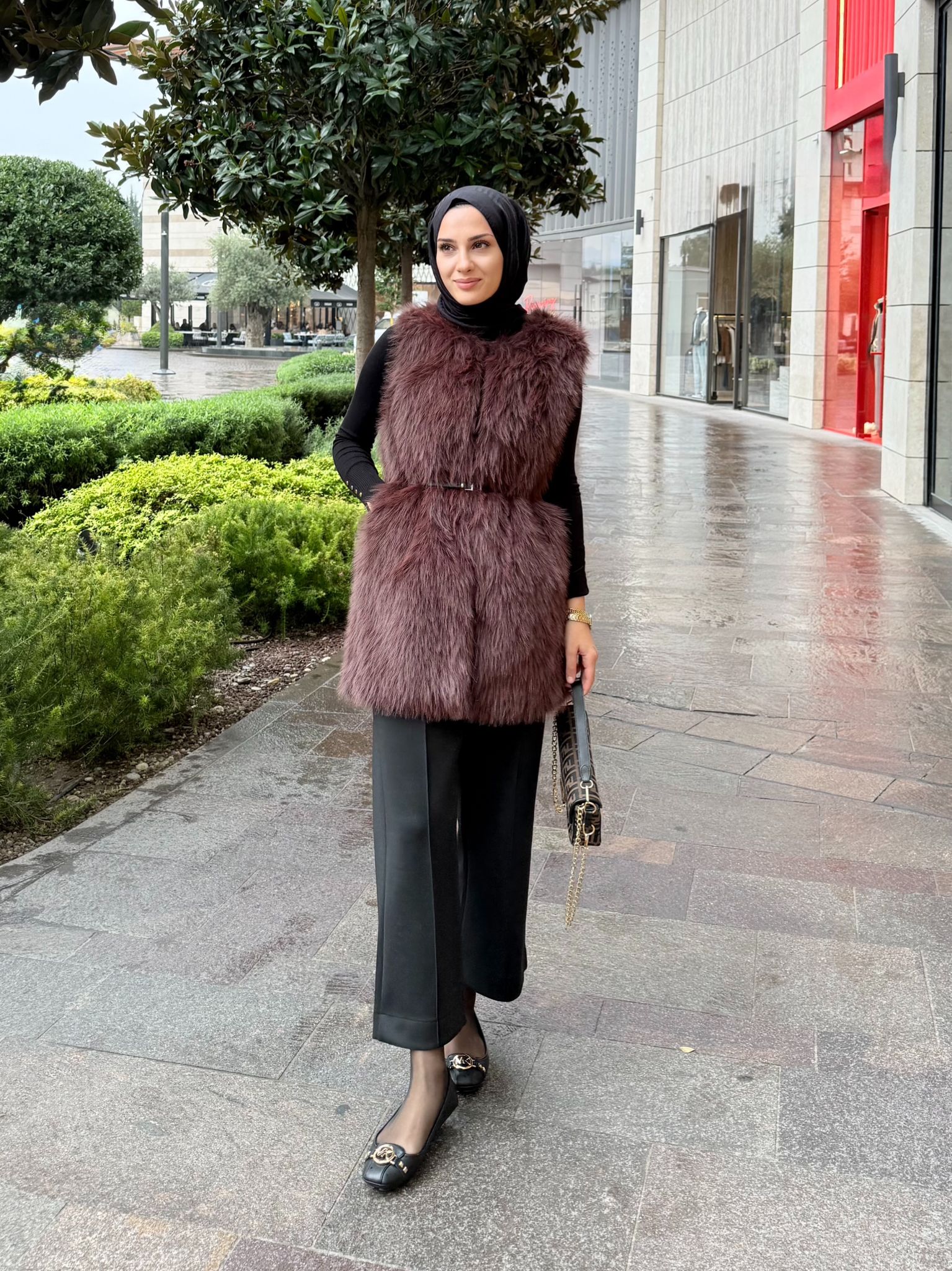 Stela Kemerli Kürk Yelek