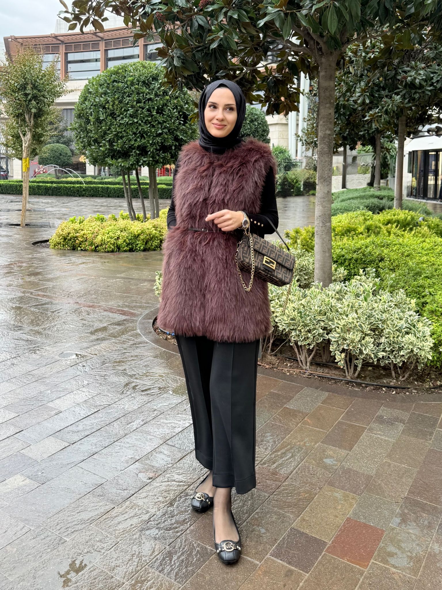 Stela Kemerli Kürk Yelek