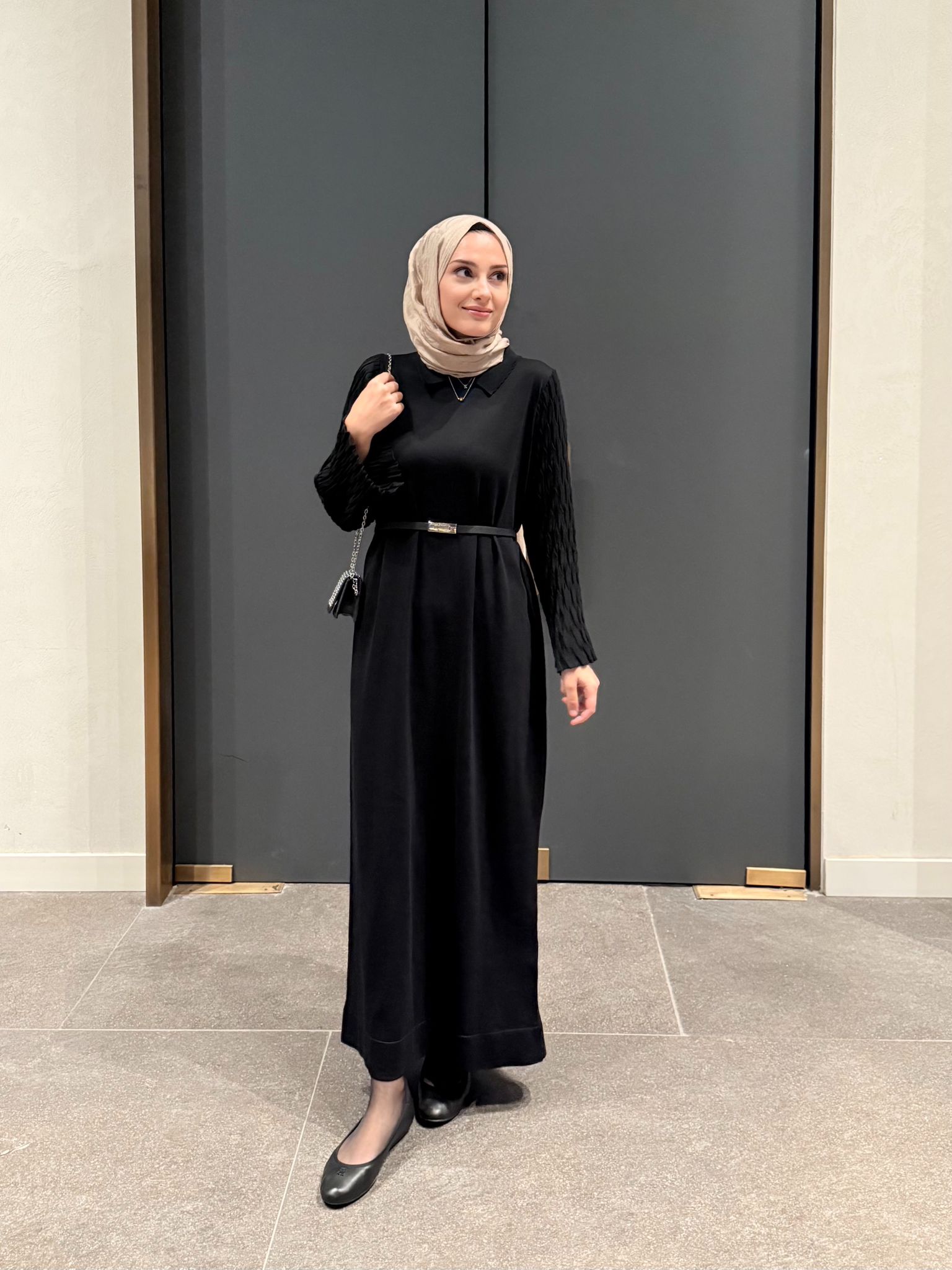 Dora Elbise (Kemer Hediyeli) - Siyah