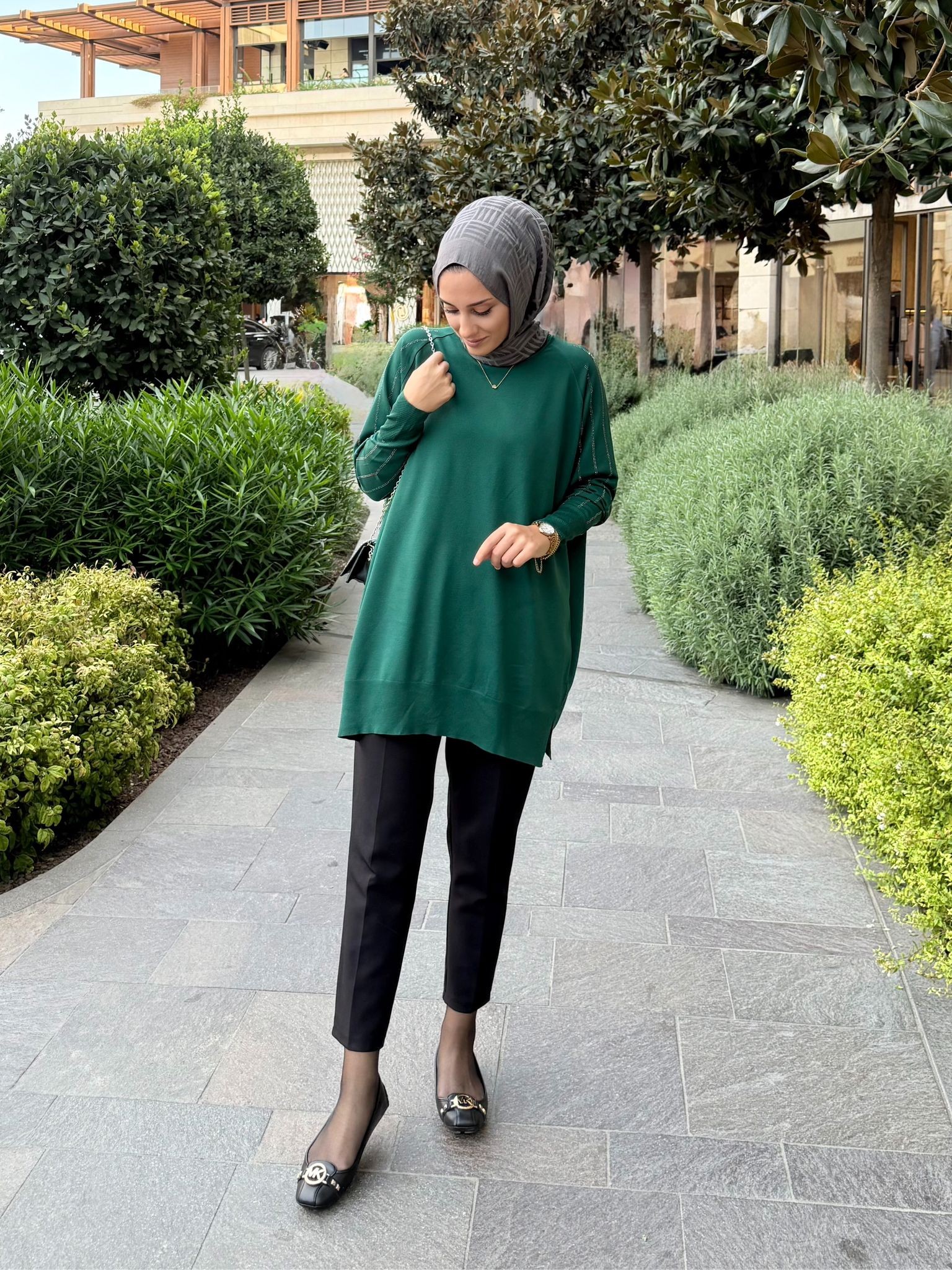 Aden Tunik