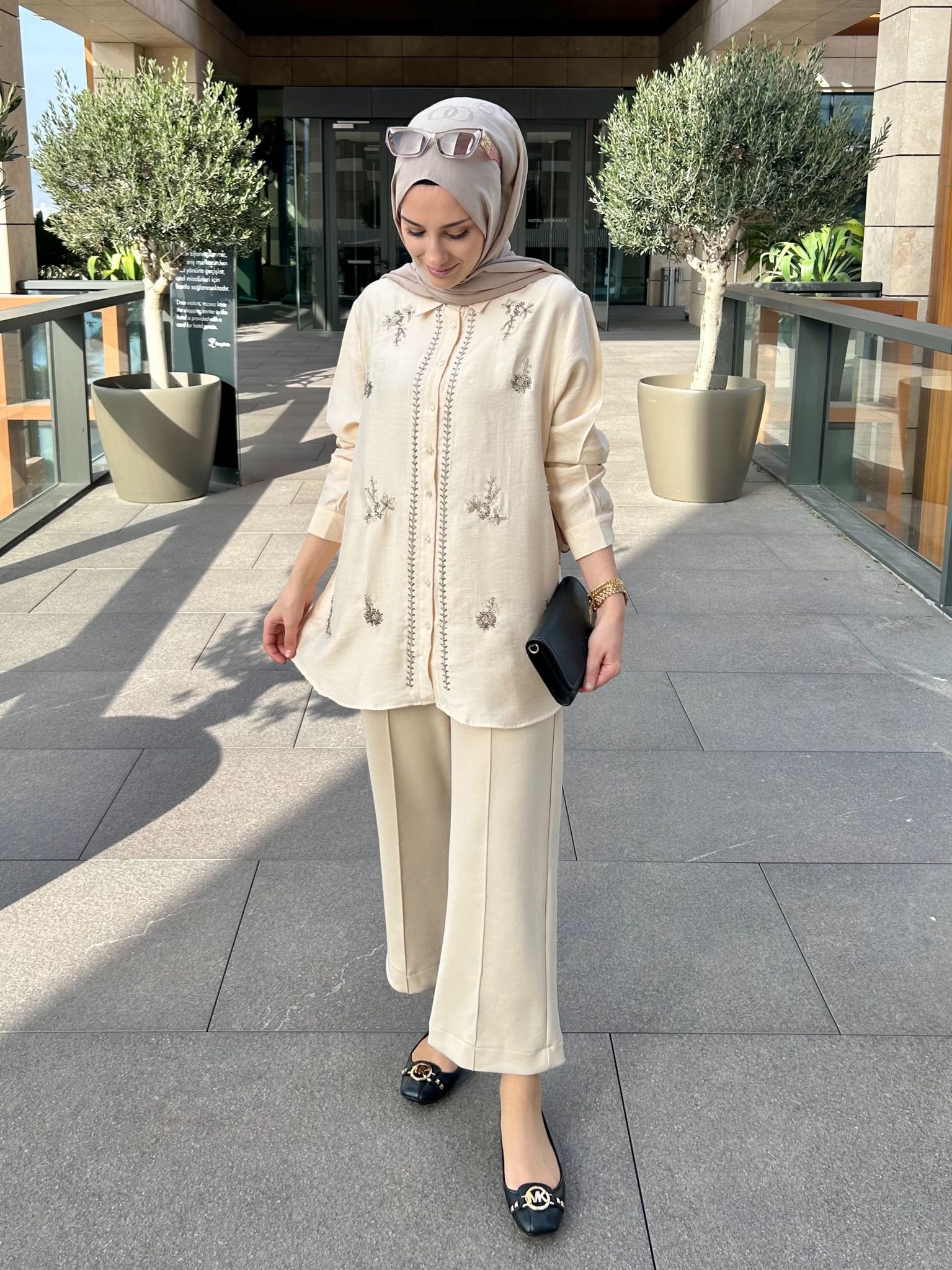 El İşlemeli Premium Gömlek