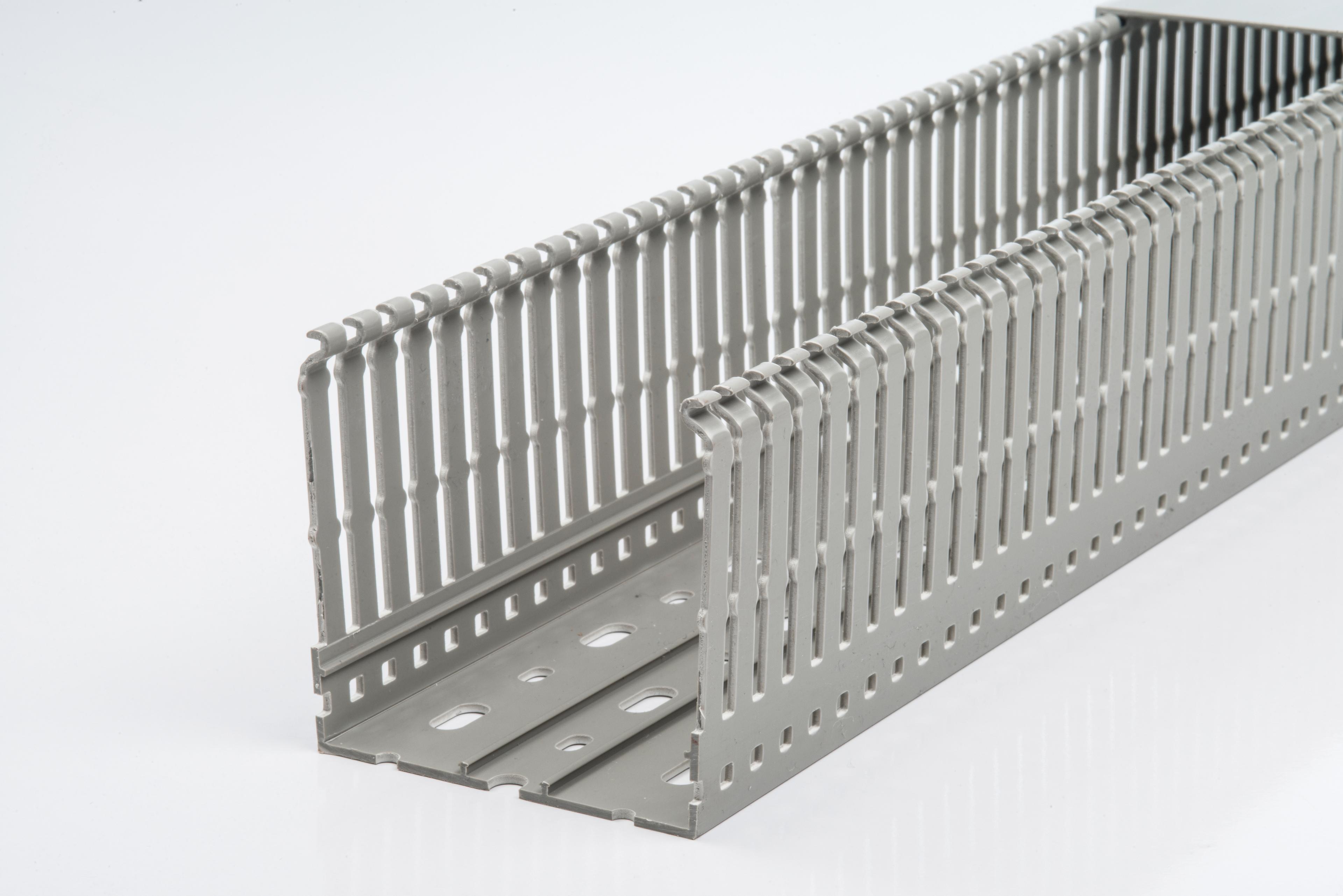 Plastim PVC Delikli Kanal 80x80mm