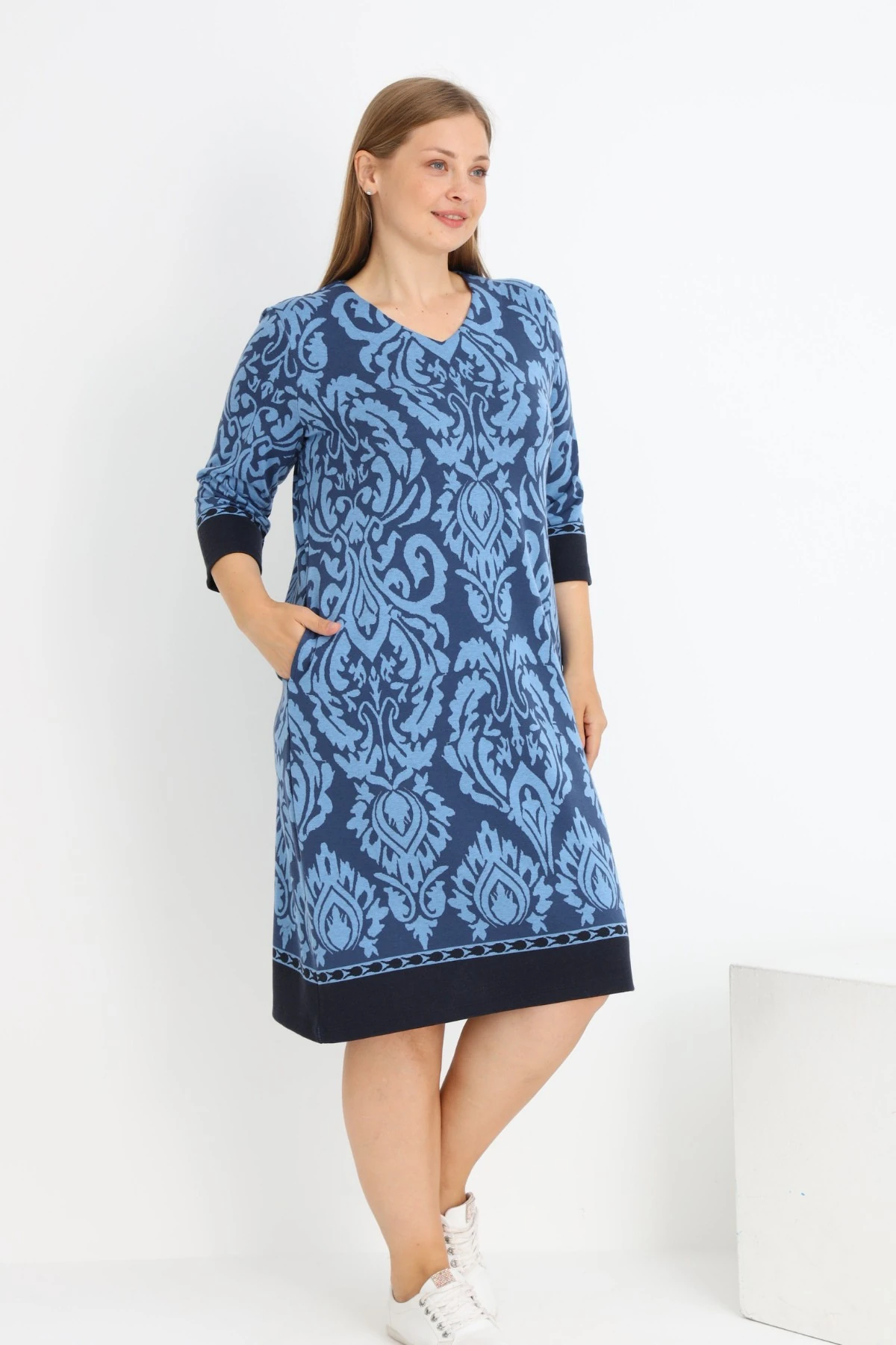 Kadın Büyük Beden Truvakar Kollu Cepli Likralı V Yaka Elbise