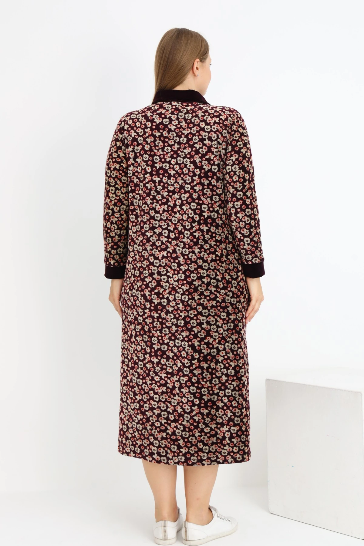 Kadın Büyük Beden Çiçek Desenli Pamuklu Kadife Fermuarlı Cepli Elbise