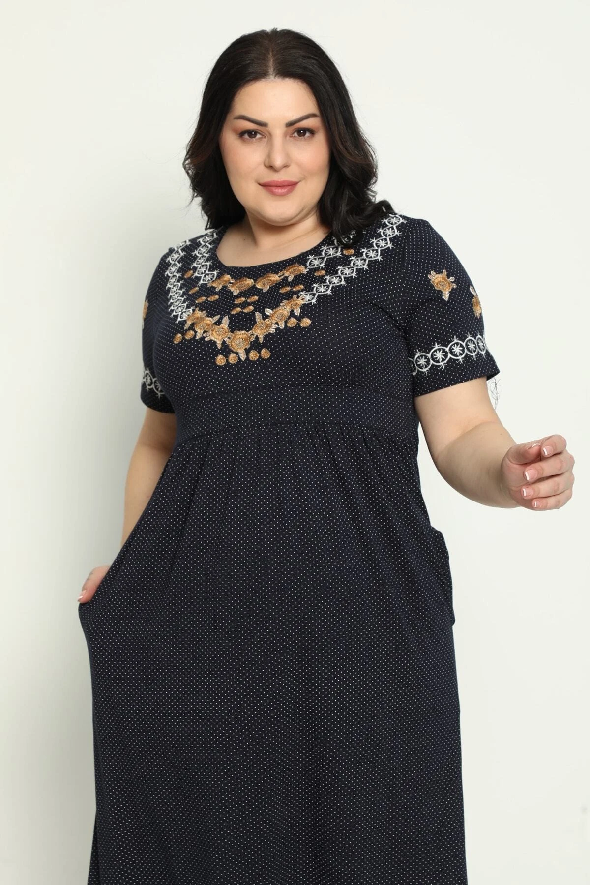 Kadın Cepli Nakış Detaylı Penye Modal Büyük Beden Elbise