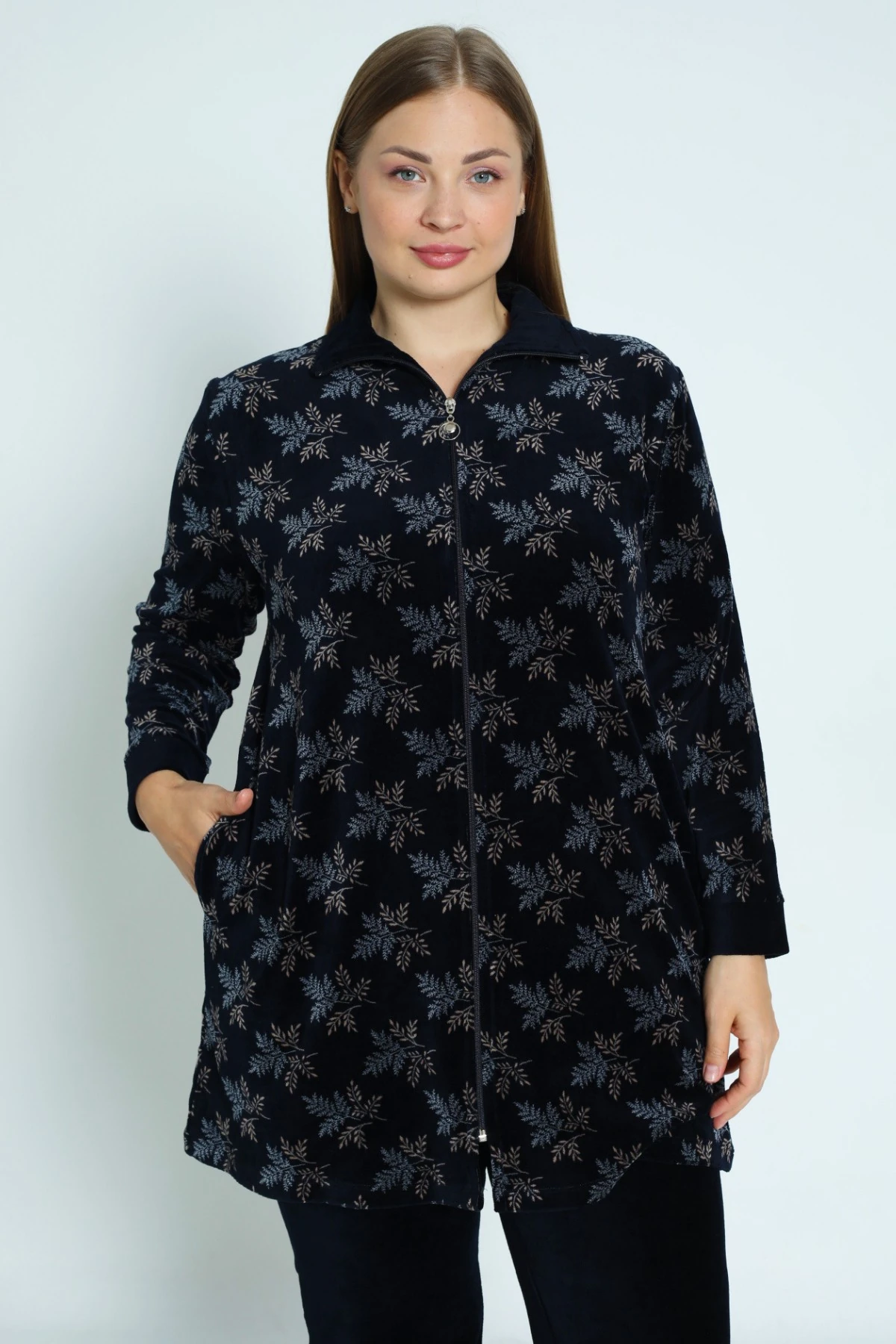 Kadın Büyük Beden Lacivert Yaprak Desenli Fermuarlı Cepli Pamuklu Kadife Alt Üst Takım