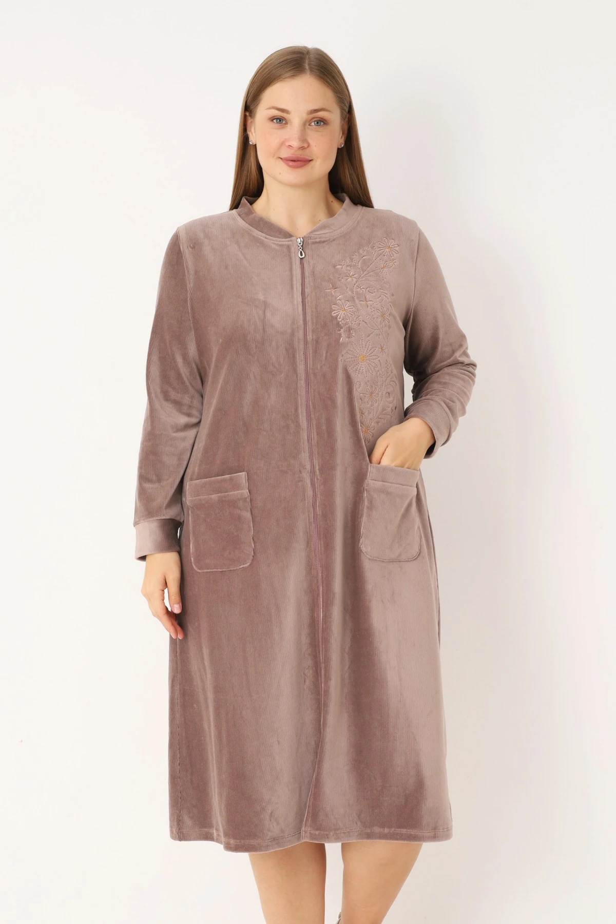 Lacivert Nakış Ve Taş Detaylı Pamuklu Kadife Fermuarlı Uzun Kollu Kadın Büyük Beden Elbise