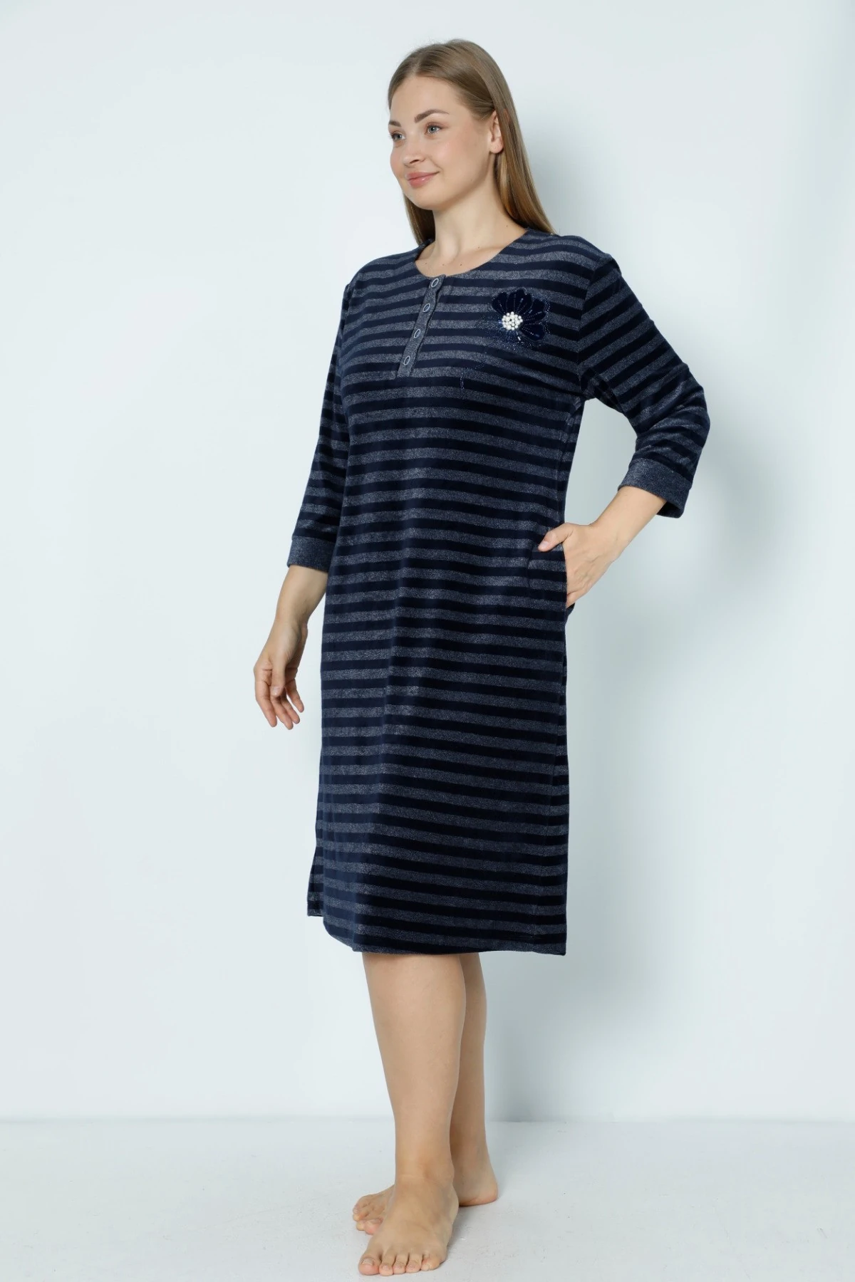 Lacivert Cepli Düğmeli Taş Detaylı Büyük Beden Pamuklu Kadife Elbise