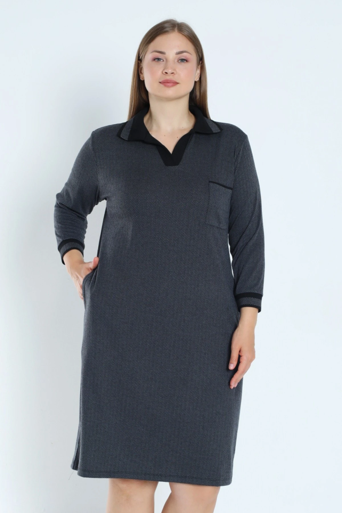 Desenli Truvakar Kollu Cepli Polo Yaka Jakarlı Kadın Büyük Beden Elbise