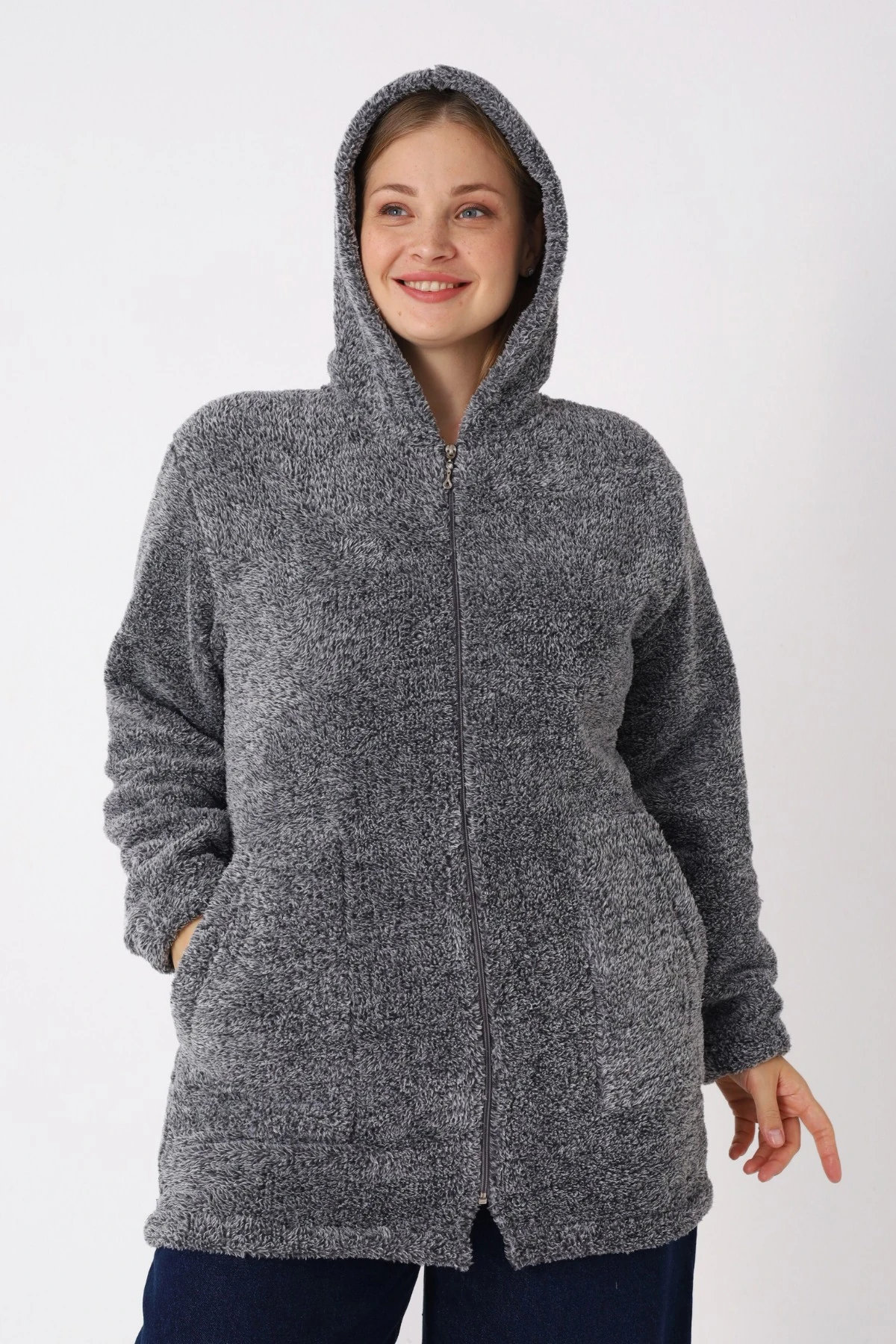Kadın Büyük Beden Kapüşonlu Fermuarlı Cepli Soft Peluş Sweatshirt