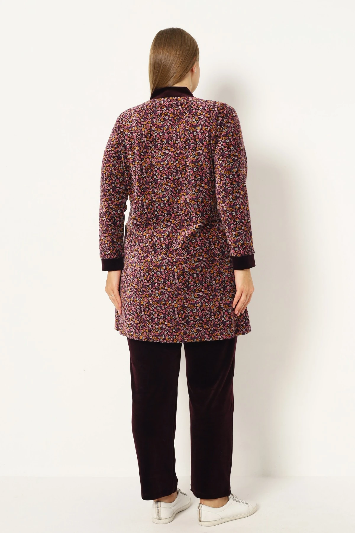 Kadın Büyük Beden Çiçek Desenli Pamuklu Kadife Fermuarlı Cepli Uzun Kollu Alt Üst Eşofman Takımı