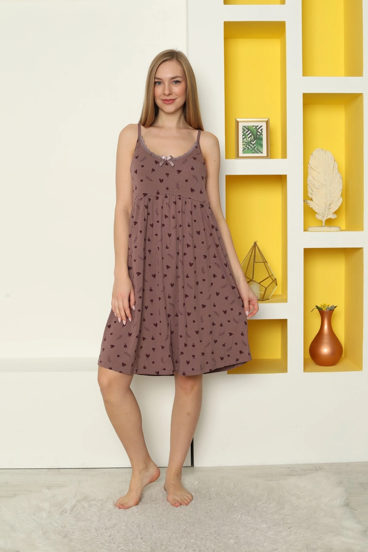 Desenli Dantelli Kurdeleli Askılı Likralı Viskon Gecelik