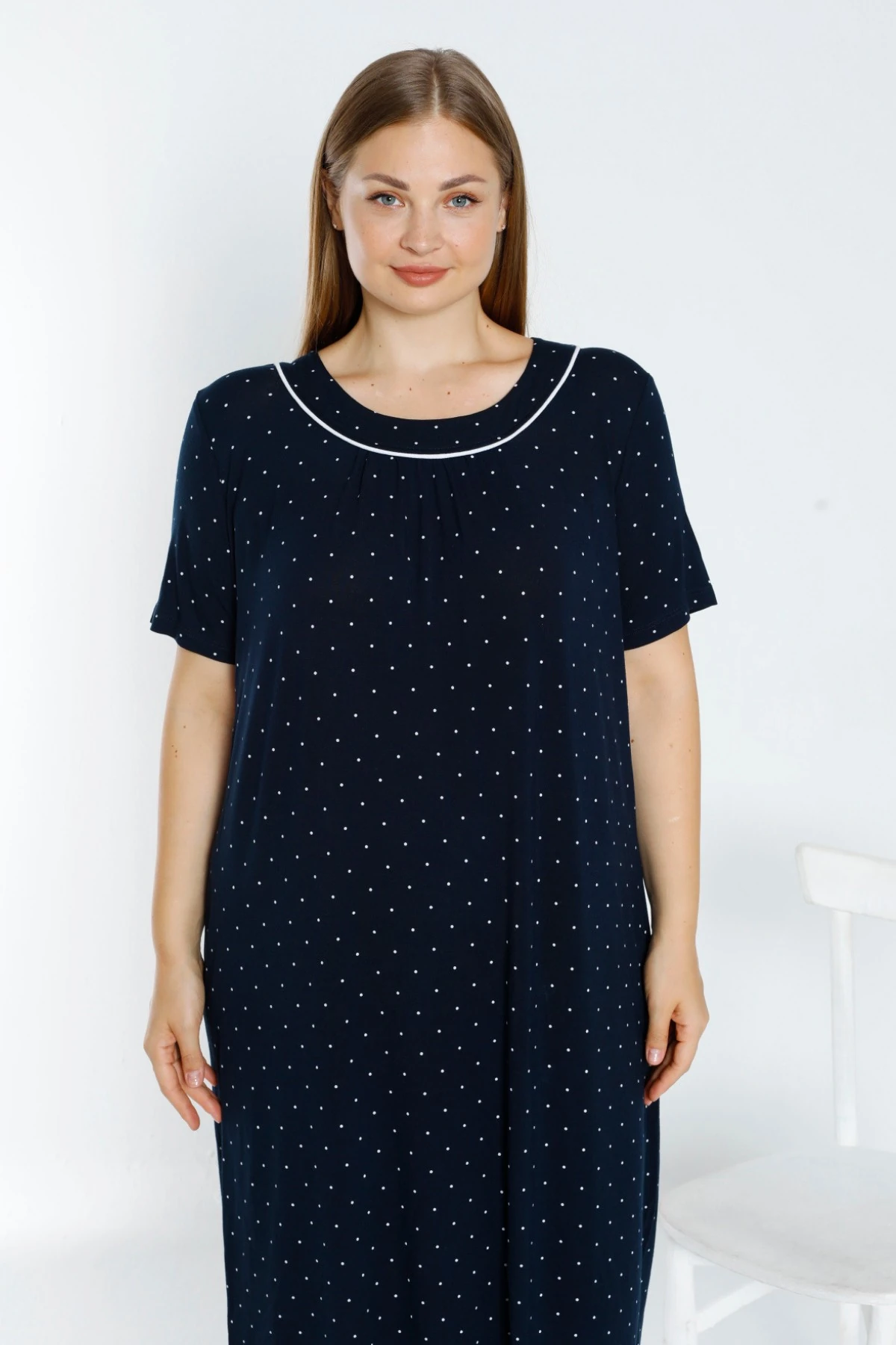 Lacivert Puantiyeli Biyeli Kısa Kollu Esnek Viskon Büyük Beden Gecelik