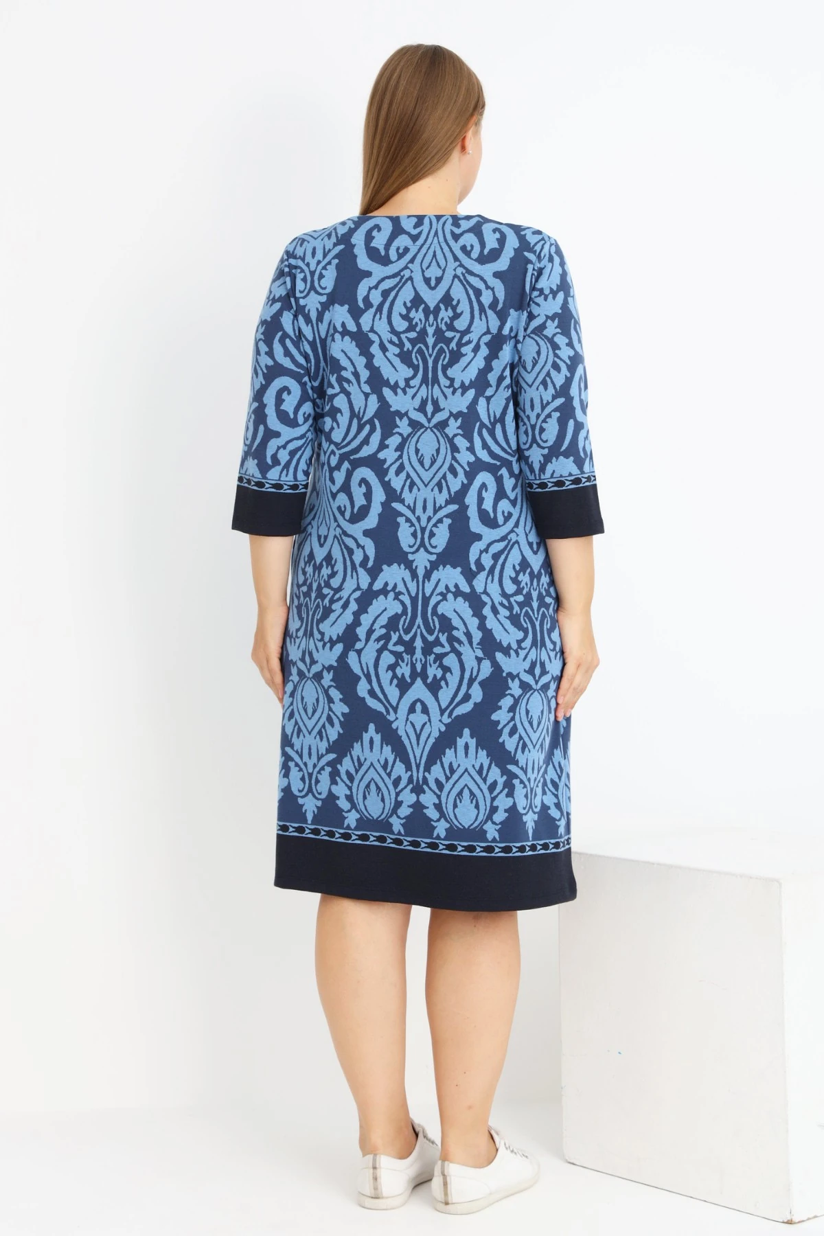 Kadın Büyük Beden Truvakar Kollu Cepli Likralı V Yaka Elbise