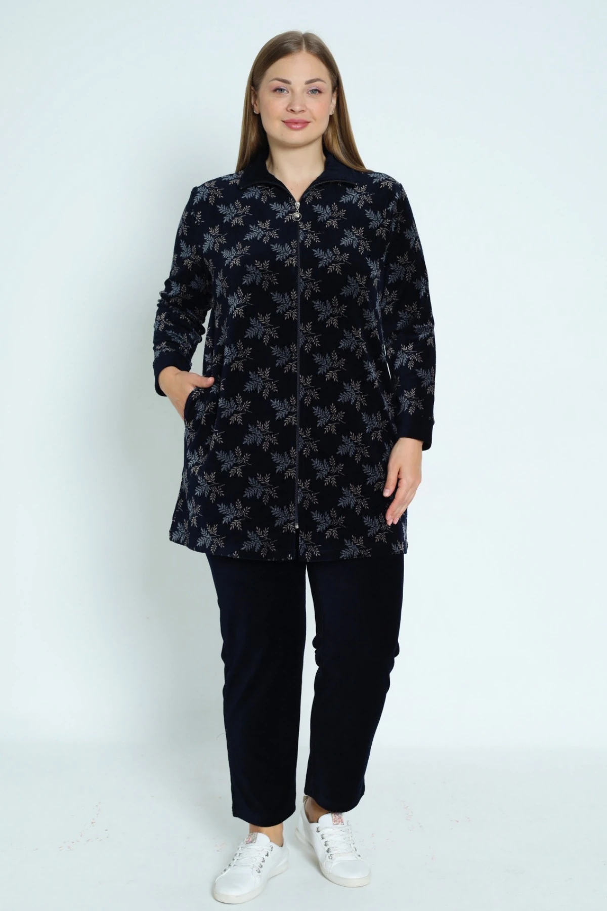 Kadın Büyük Beden Lacivert Yaprak Desenli Fermuarlı Cepli Pamuklu Kadife Alt Üst Takım