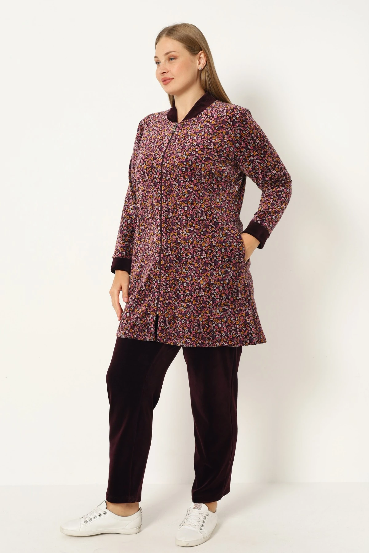 Kadın Büyük Beden Çiçek Desenli Pamuklu Kadife Fermuarlı Cepli Uzun Kollu Alt Üst Eşofman Takımı