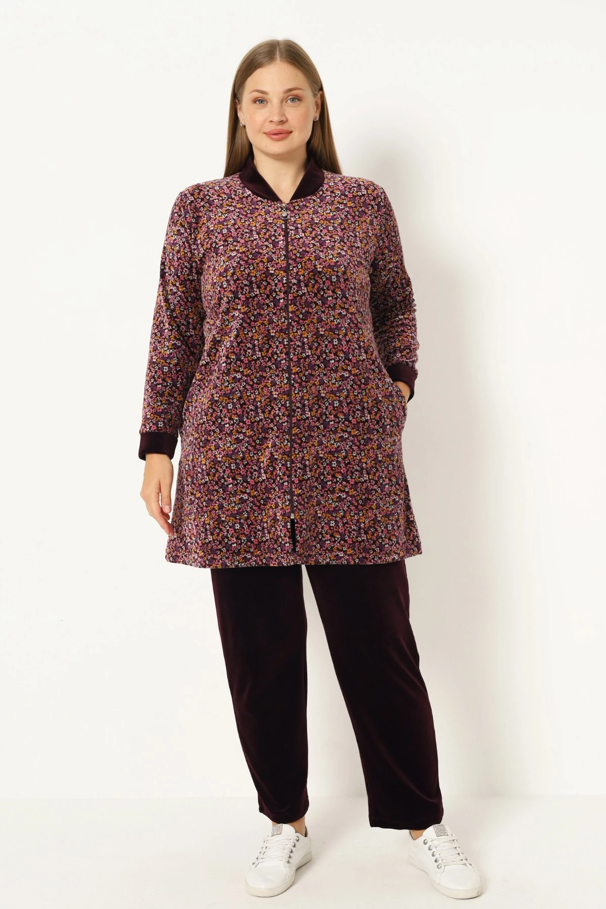 Kadın Büyük Beden Çiçek Desenli Pamuklu Kadife Fermuarlı Cepli Uzun Kollu Alt Üst Eşofman Takımı