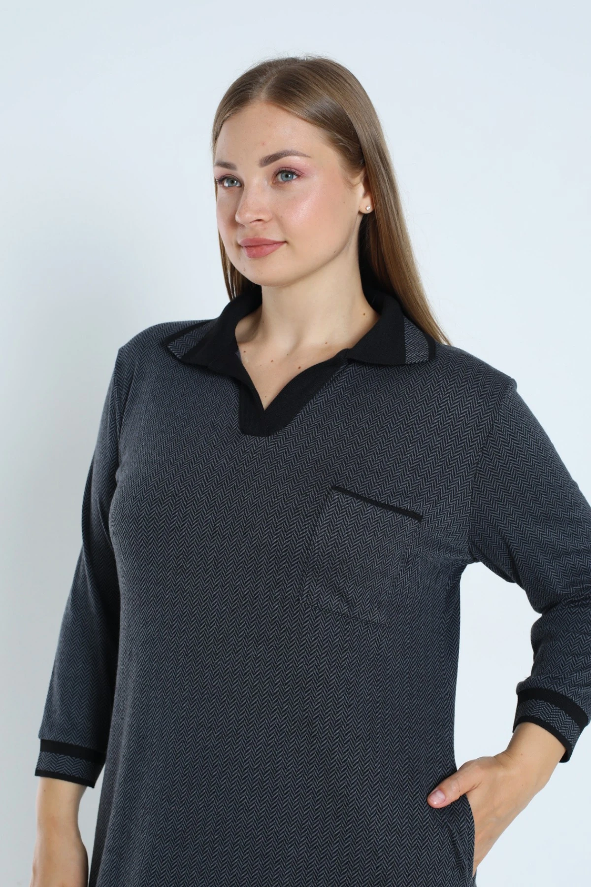 Desenli Truvakar Kollu Cepli Polo Yaka Jakarlı Kadın Büyük Beden Elbise