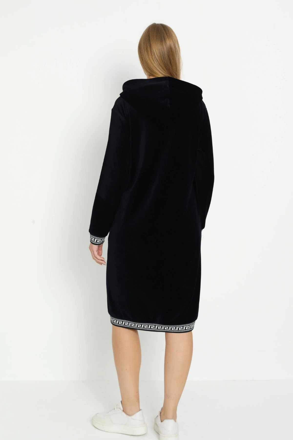 Siyah Kapüşonlu Taş Detaylı Fermuarlı Cepli Pamuklu Kadife Elbise