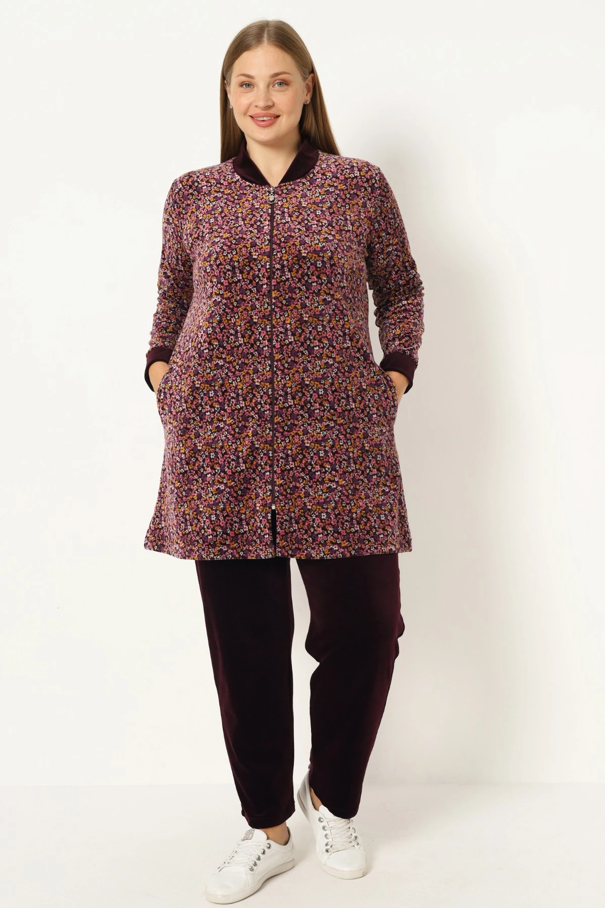 Kadın Büyük Beden Çiçek Desenli Pamuklu Kadife Fermuarlı Cepli Uzun Kollu Alt Üst Eşofman Takımı