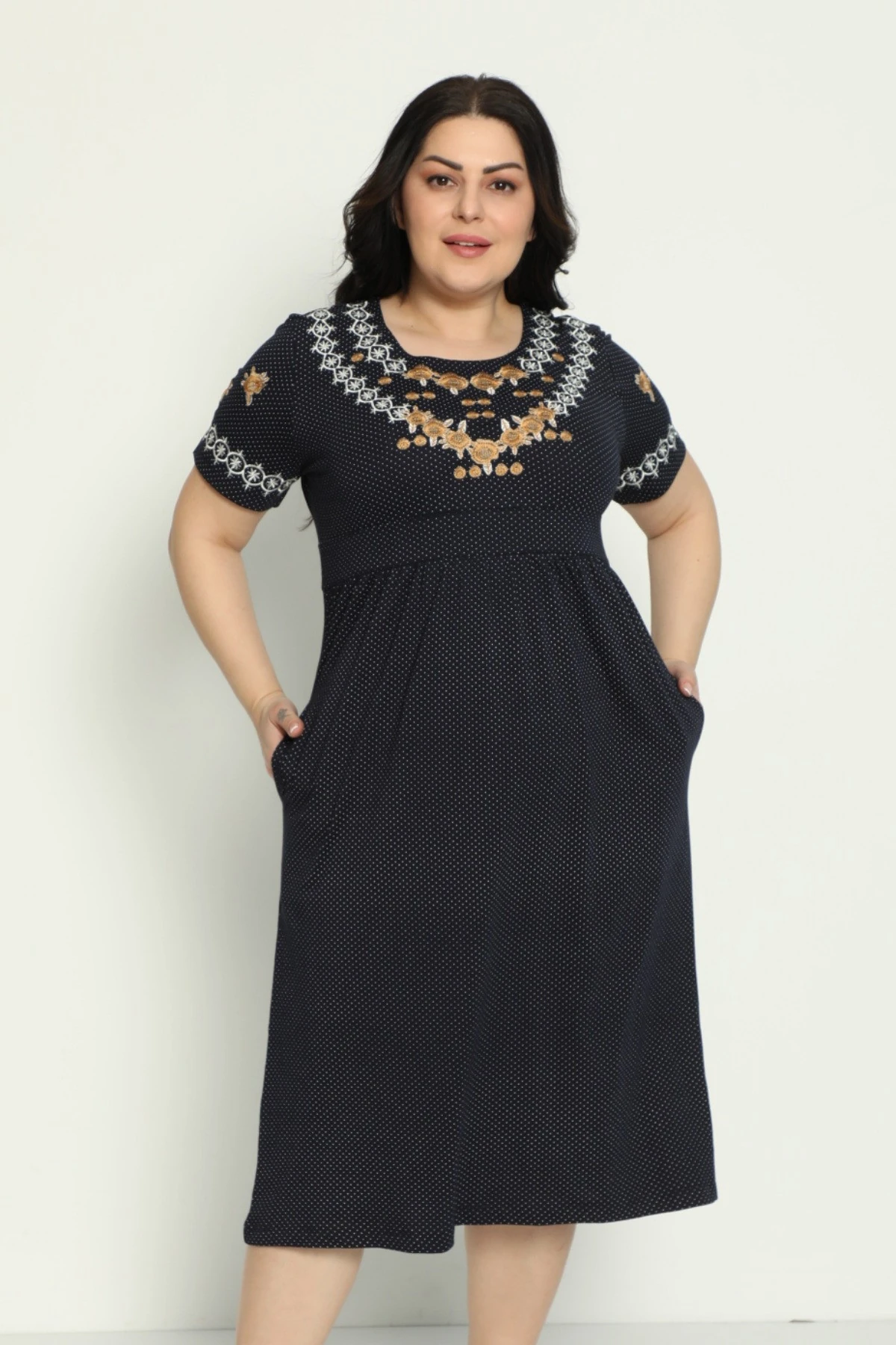 Kadın Cepli Nakış Detaylı Penye Modal Büyük Beden Elbise