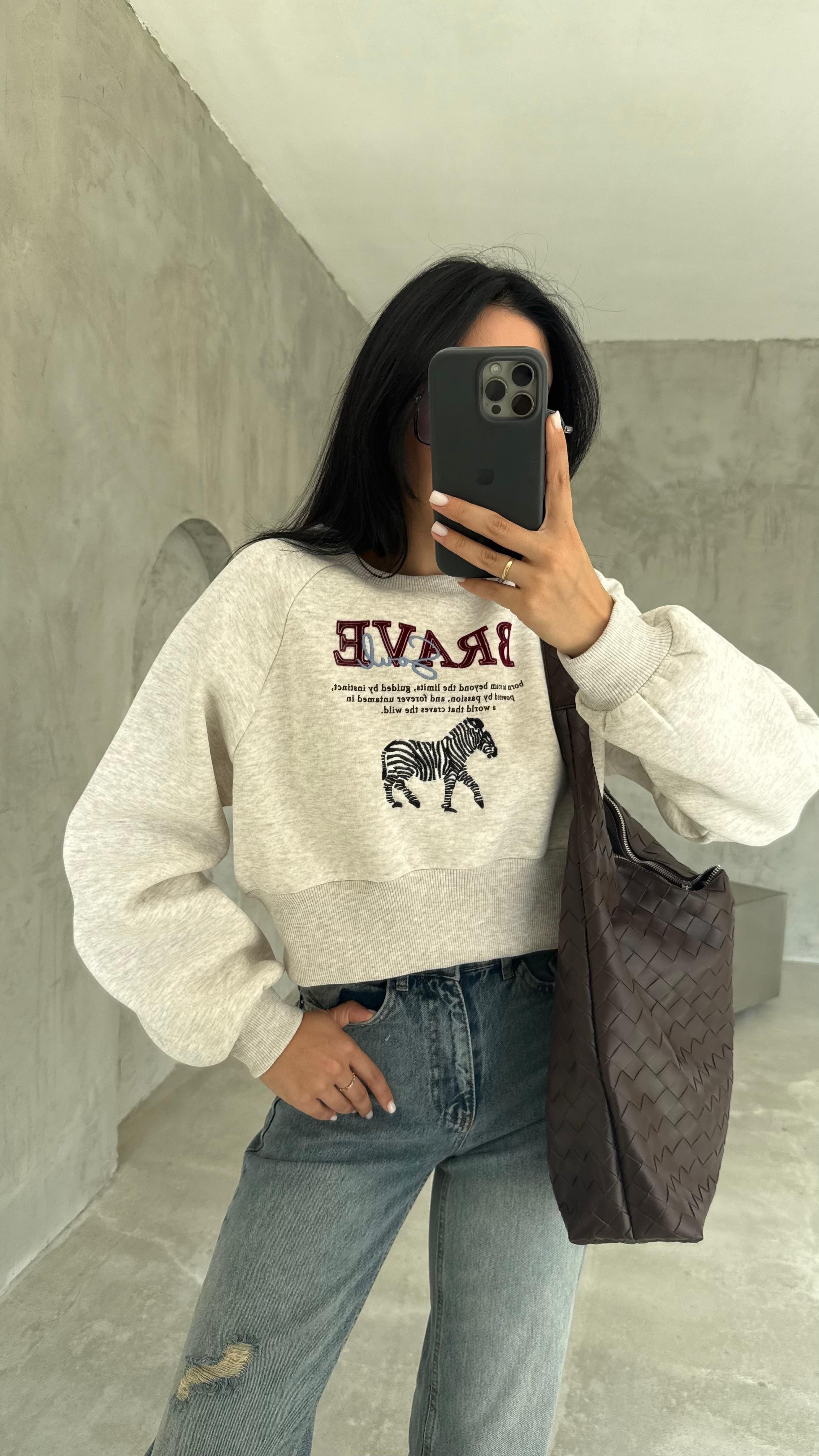 Zebra Nakışlı Sırtı Fermuarlı Sweatshirt (VNT01022)