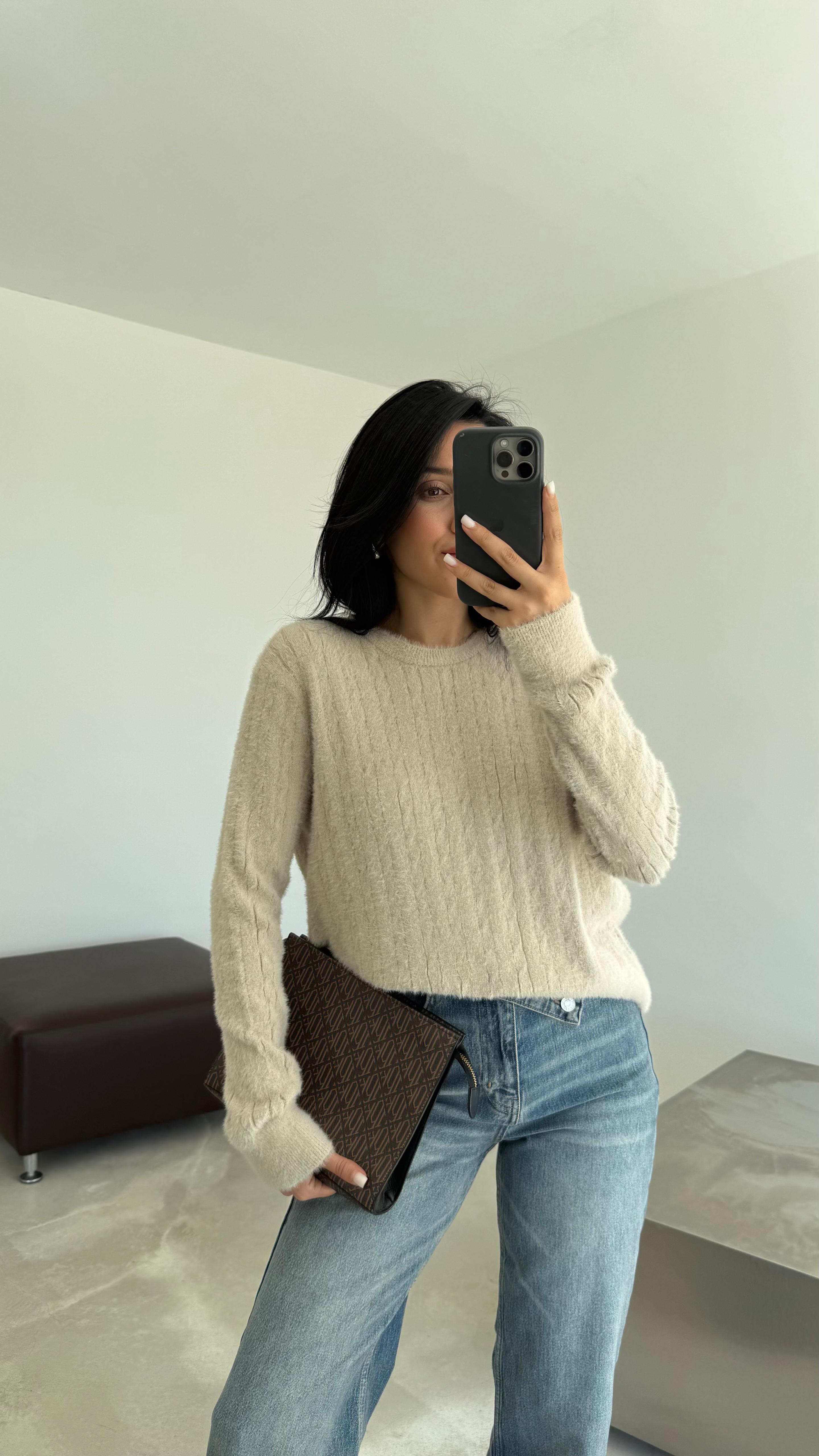 Yumuşak Dokulu Kazak (VNT241289)